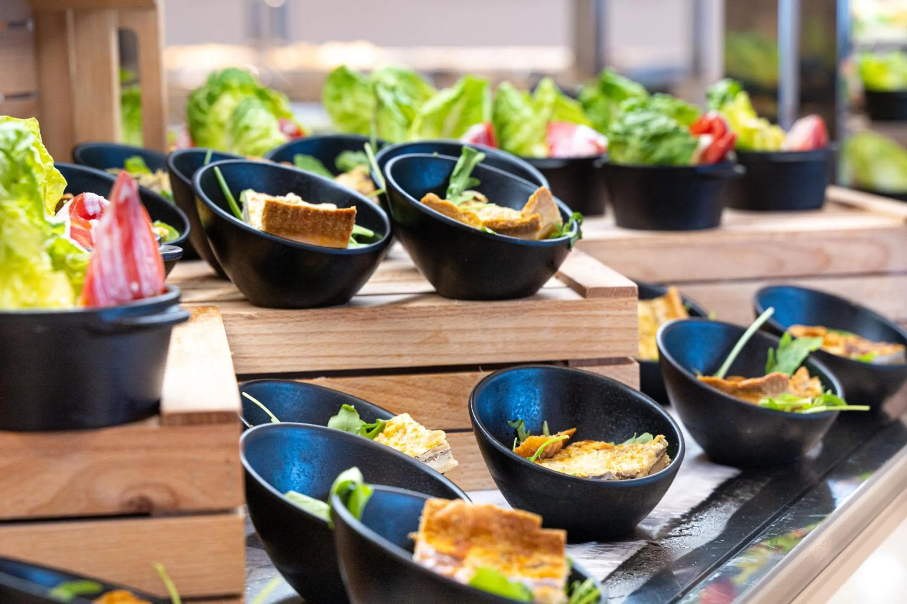 Restaurant/places to eat in Seramar Hotel Comodoro Playa