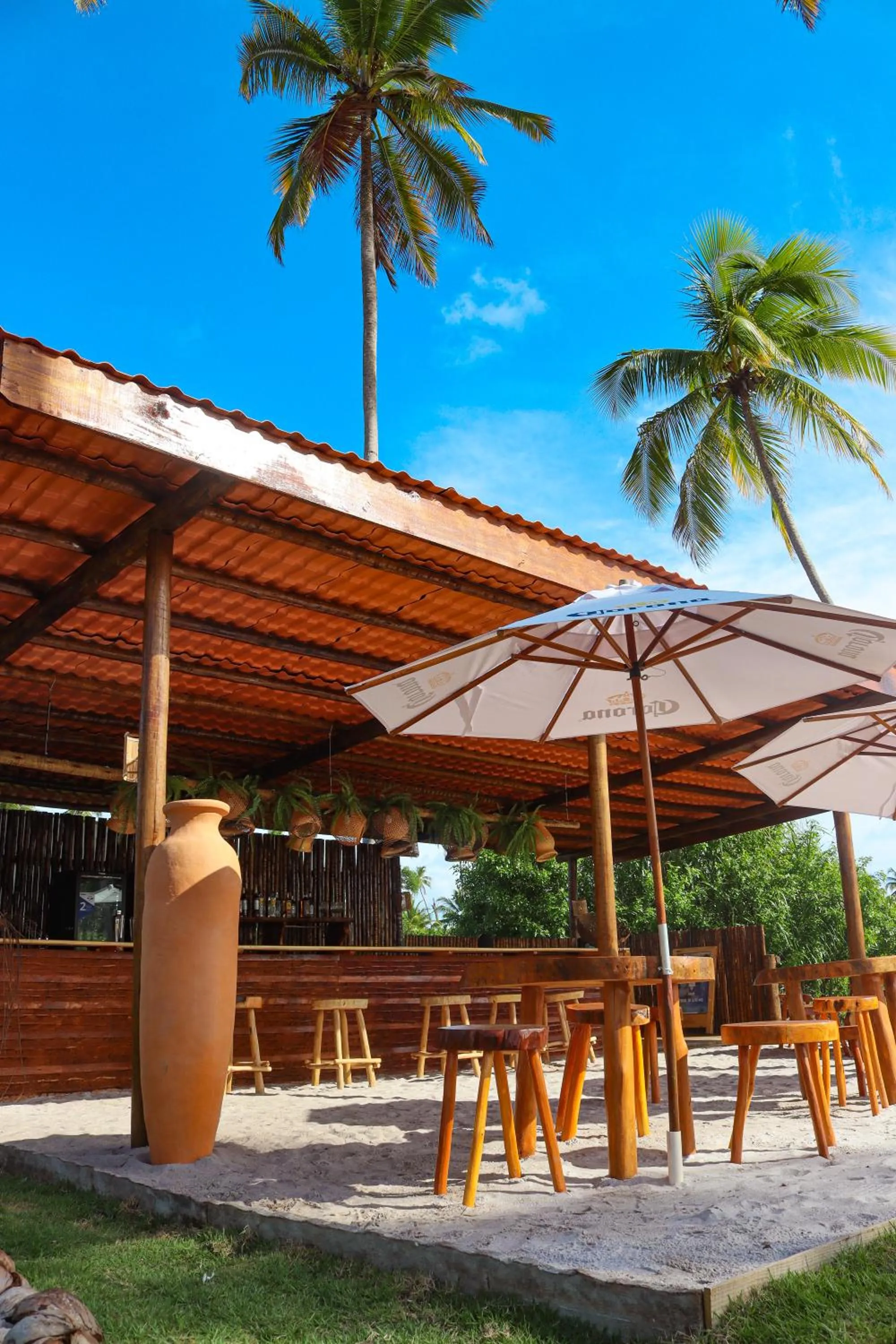 Restaurant/places to eat in Taboo Milagres