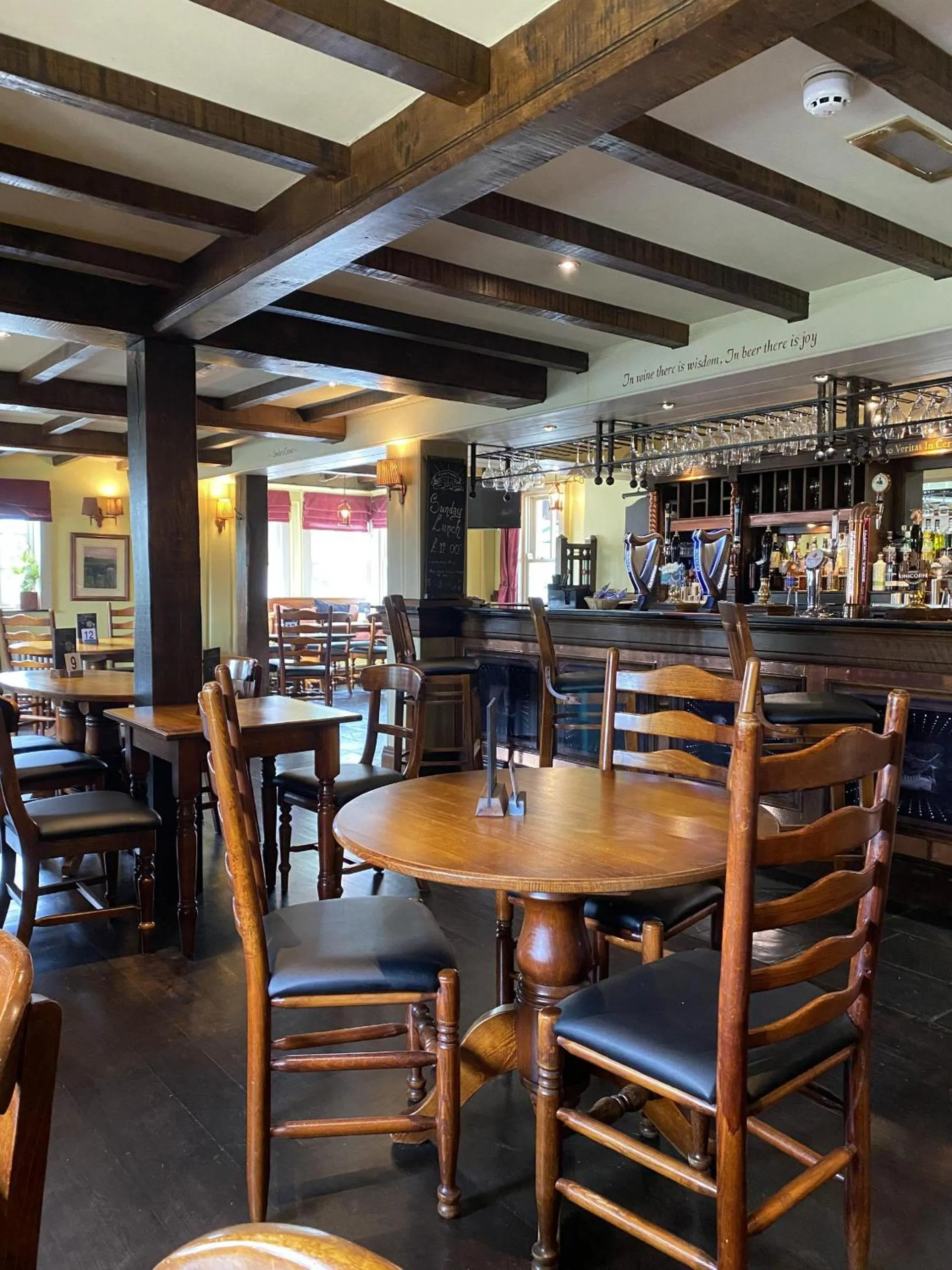 Living room in The Windmill Inn