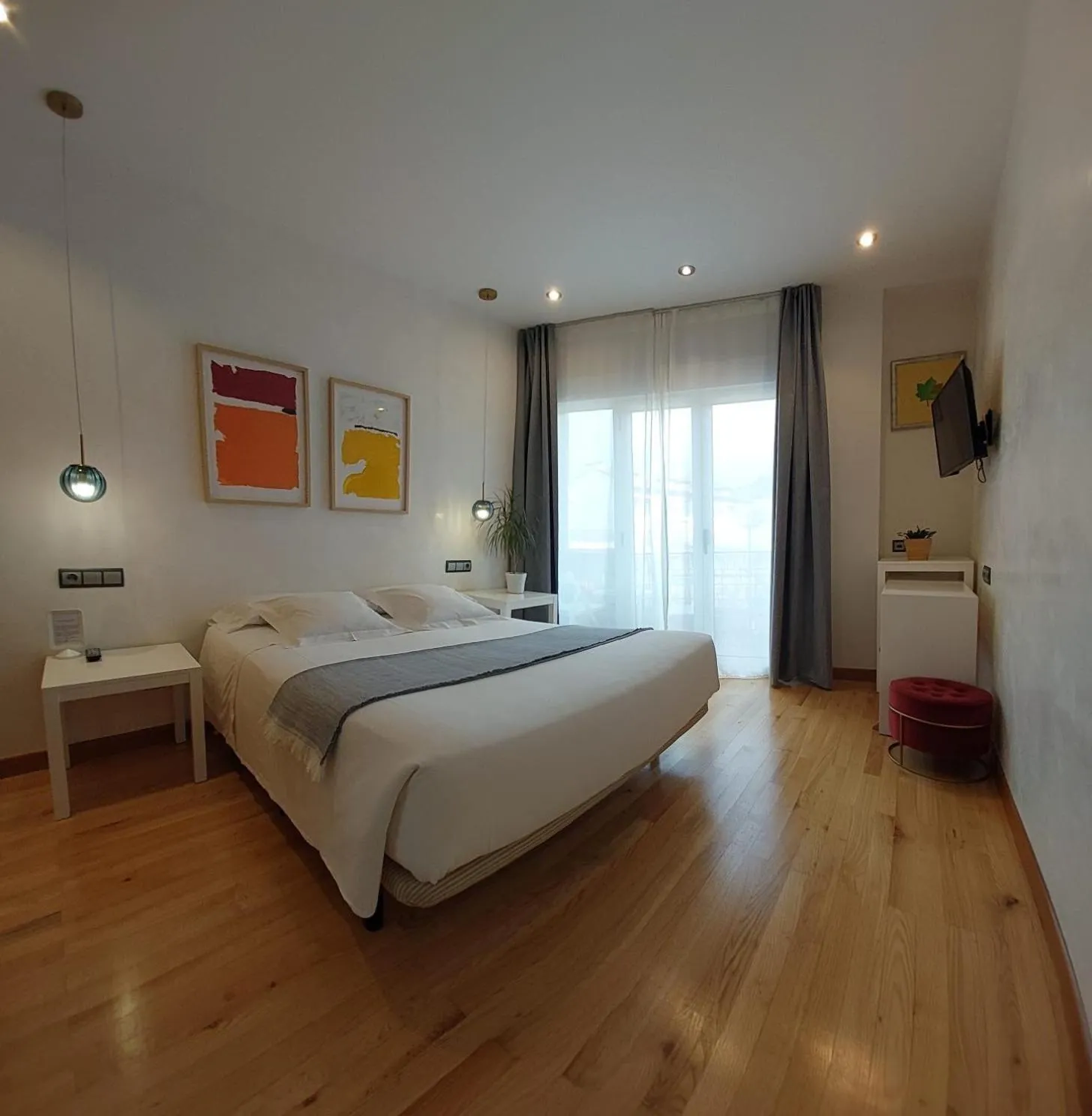 Photo of the whole room in Hotel Nochendi