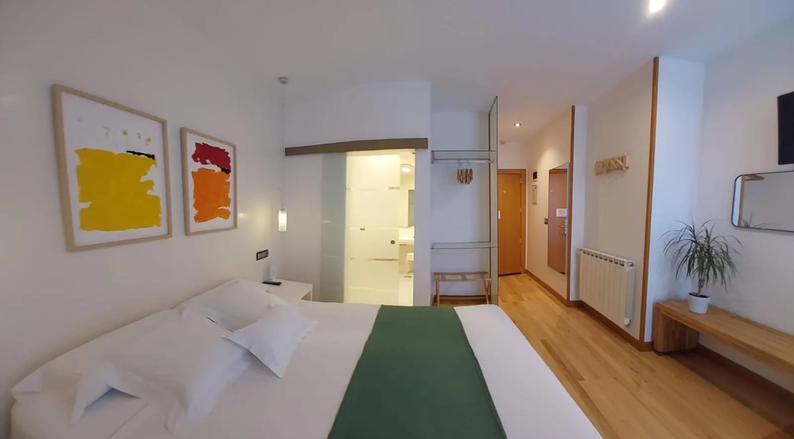 Photo of the whole room in Hotel Nochendi