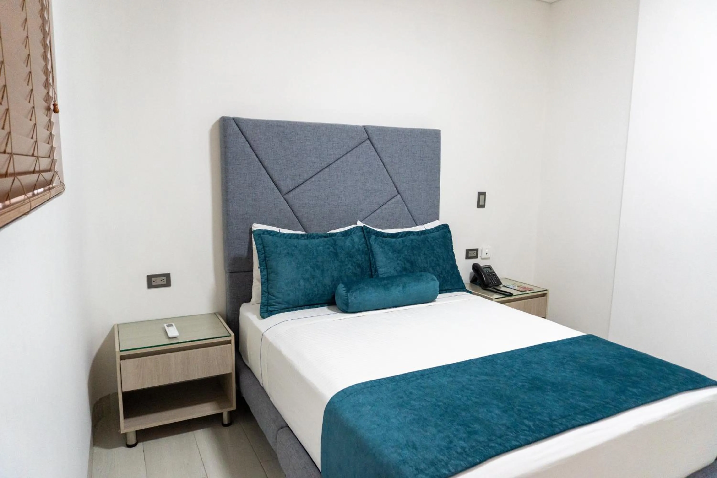 Bedroom, Bed in Hotel Marco Polo Rodadero