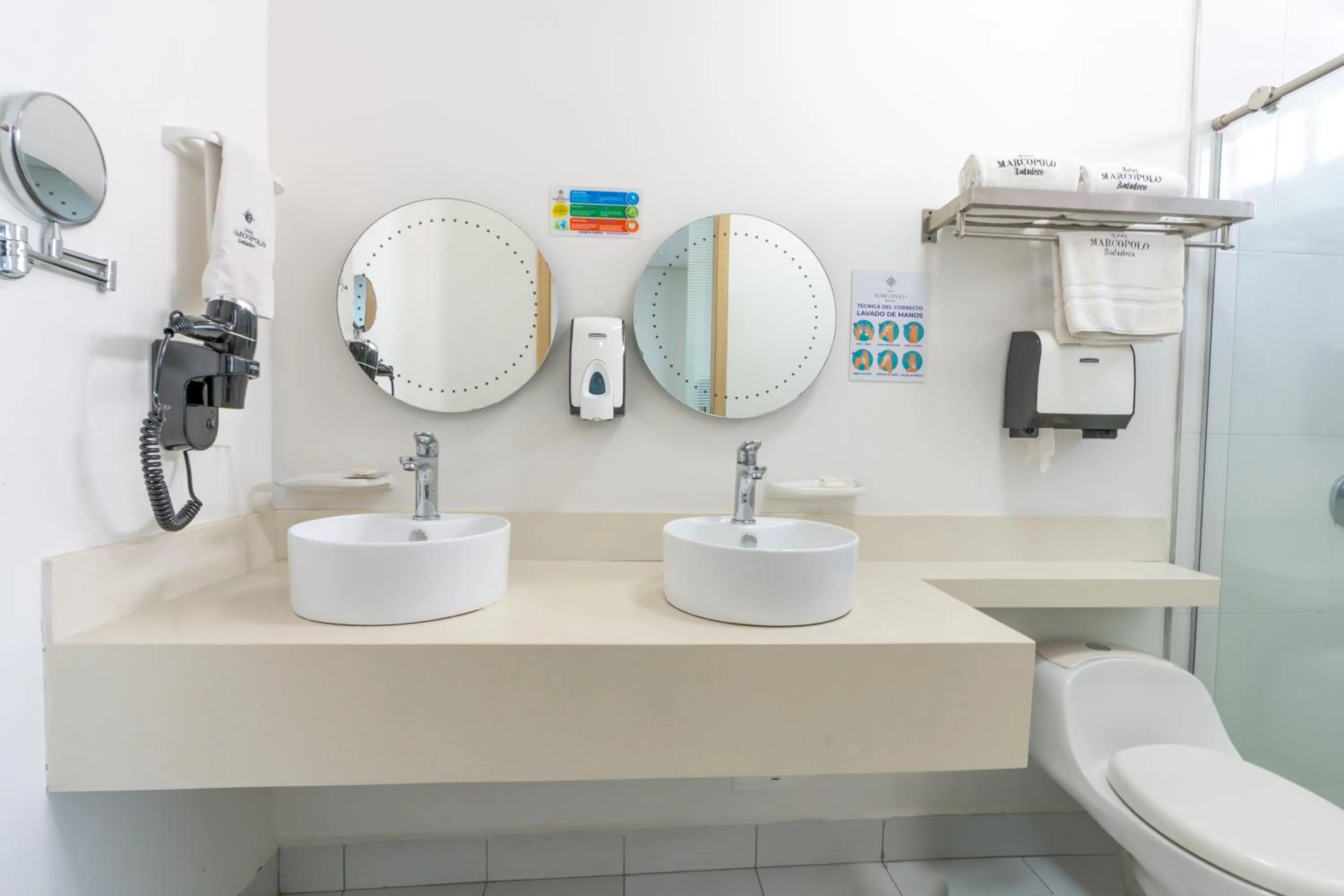 Bathroom in Hotel Marco Polo Rodadero