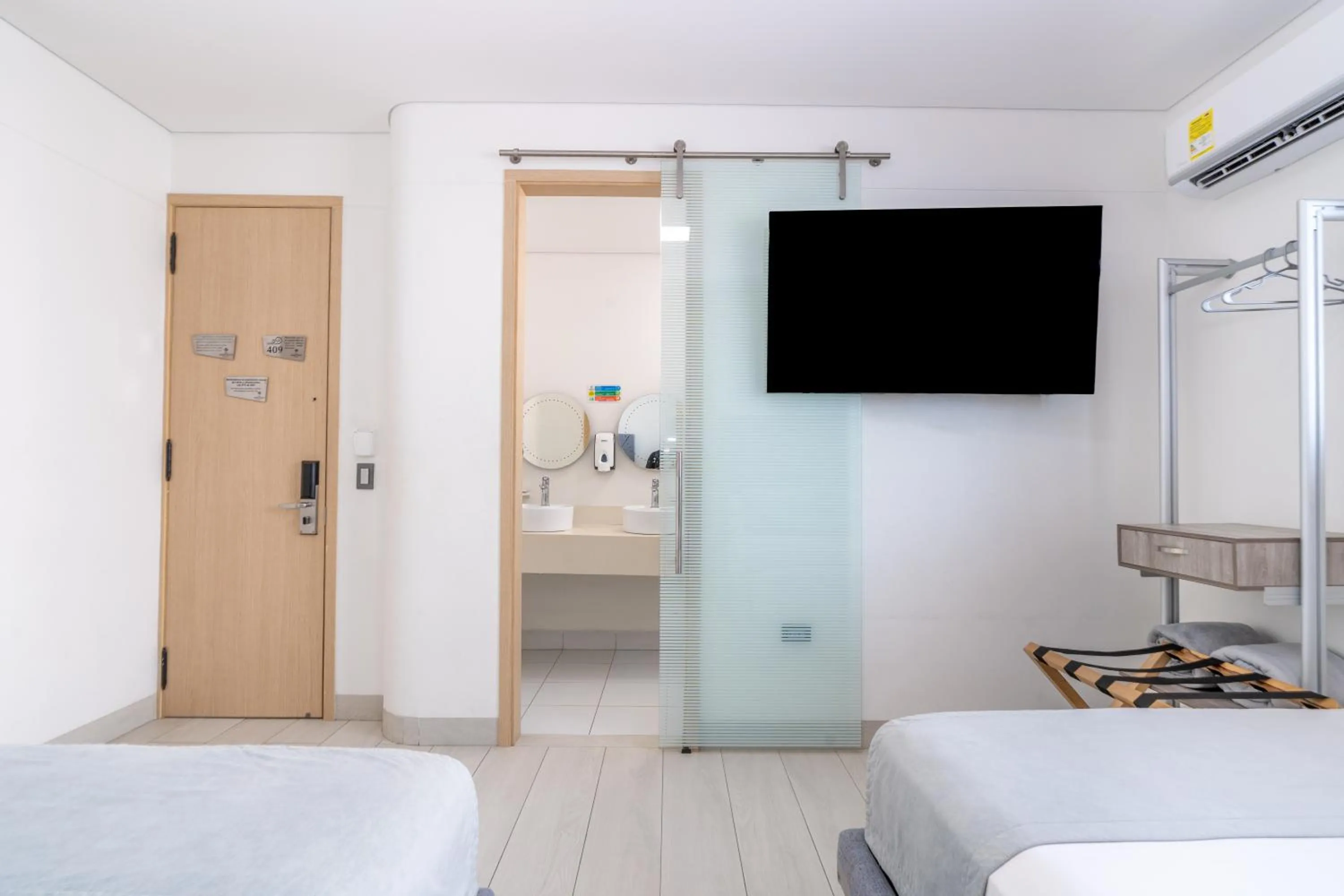 Bed in Hotel Marco Polo Rodadero