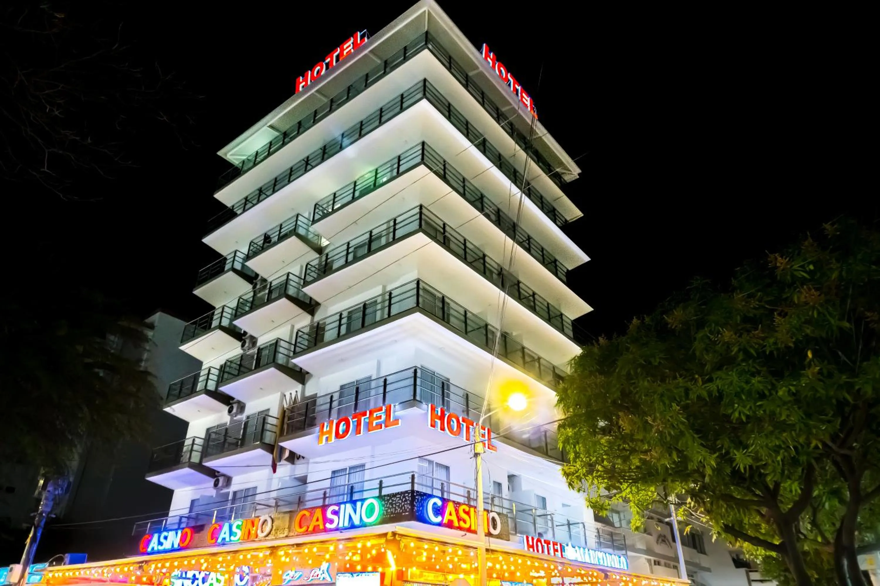 Property building in Hotel Marco Polo Rodadero