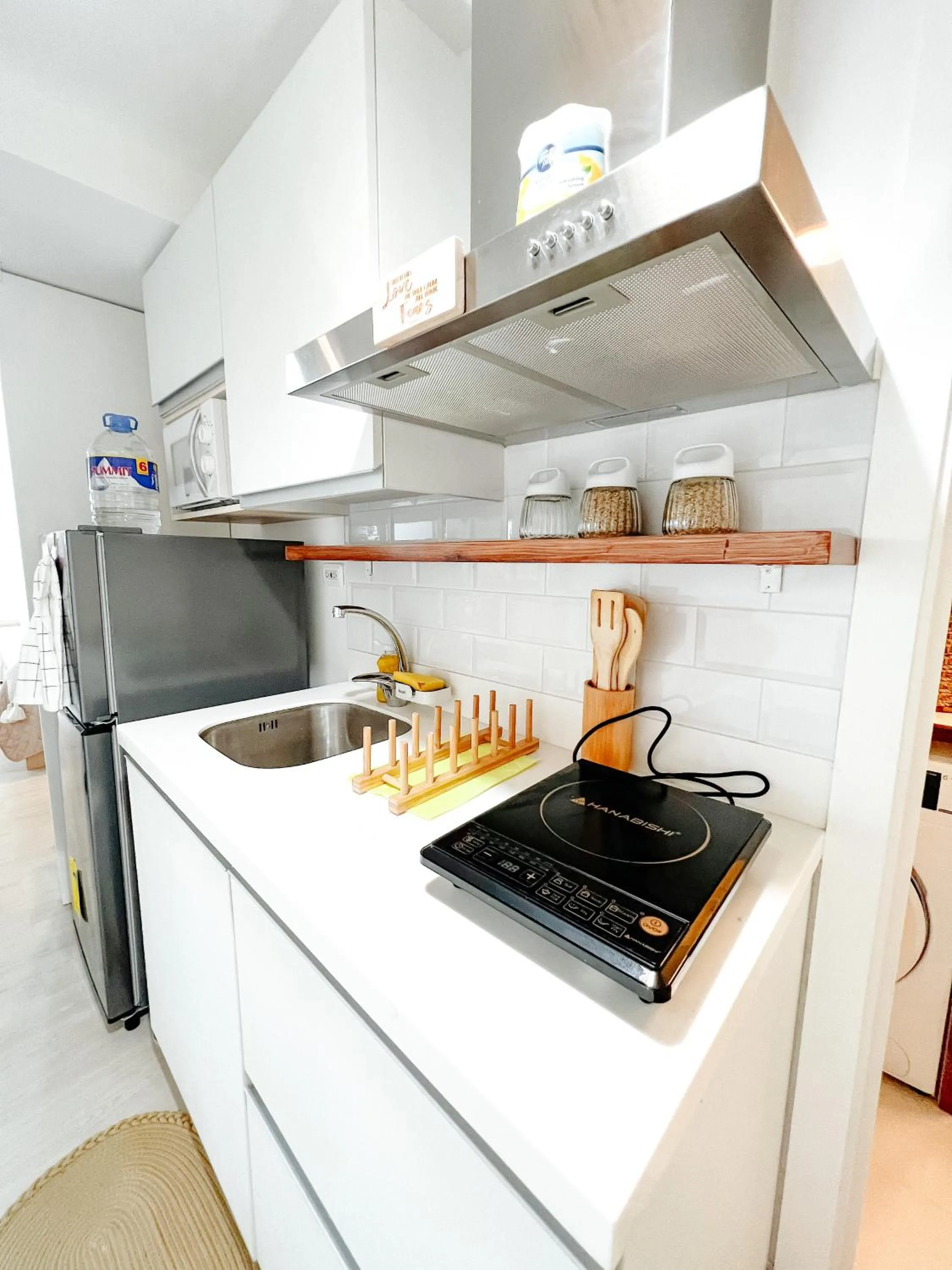 Kitchen or kitchenette in Serenity Sanctuary at Azure North Residences