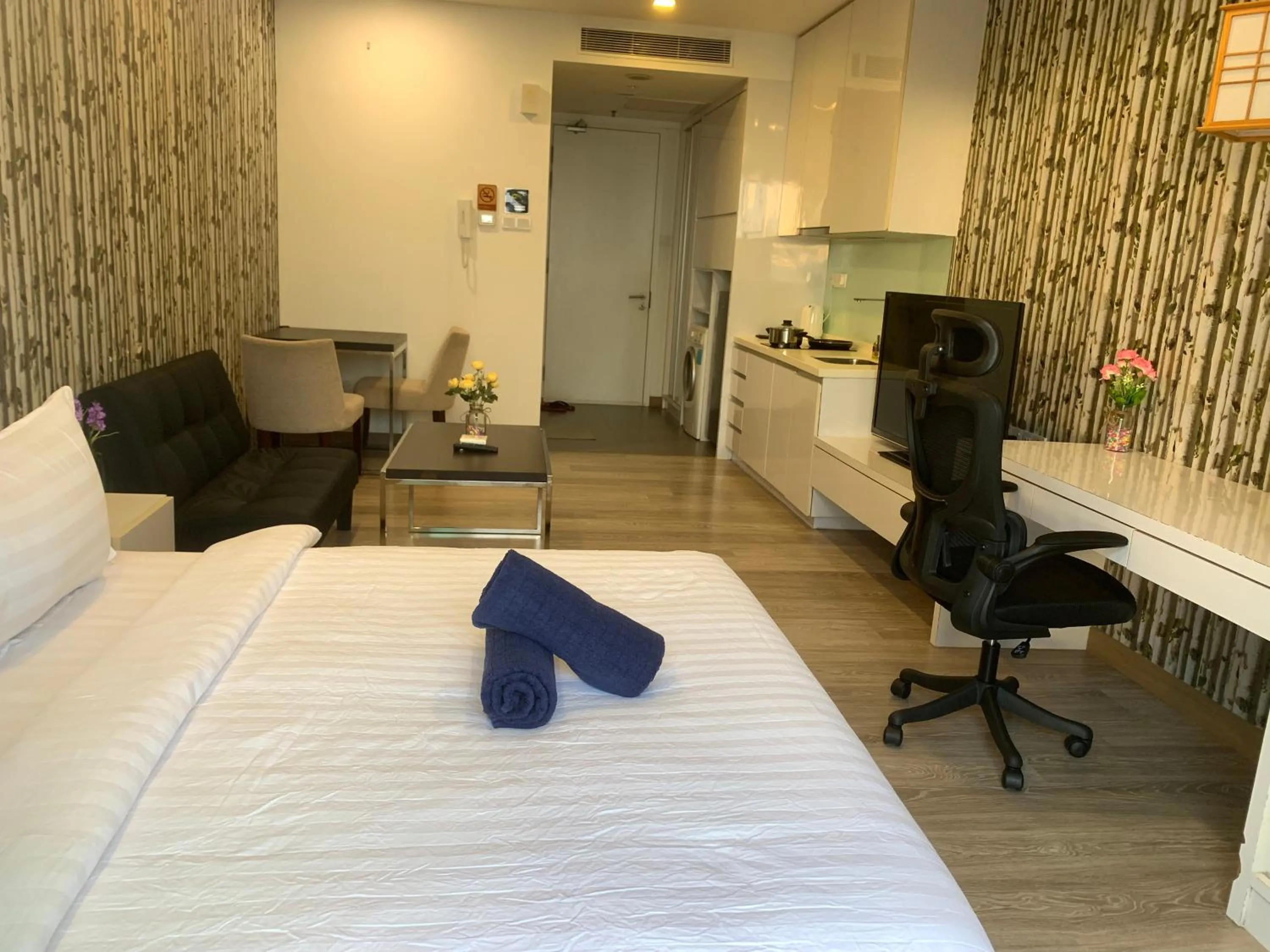 Bed in RS Suites In Bukit Bintang