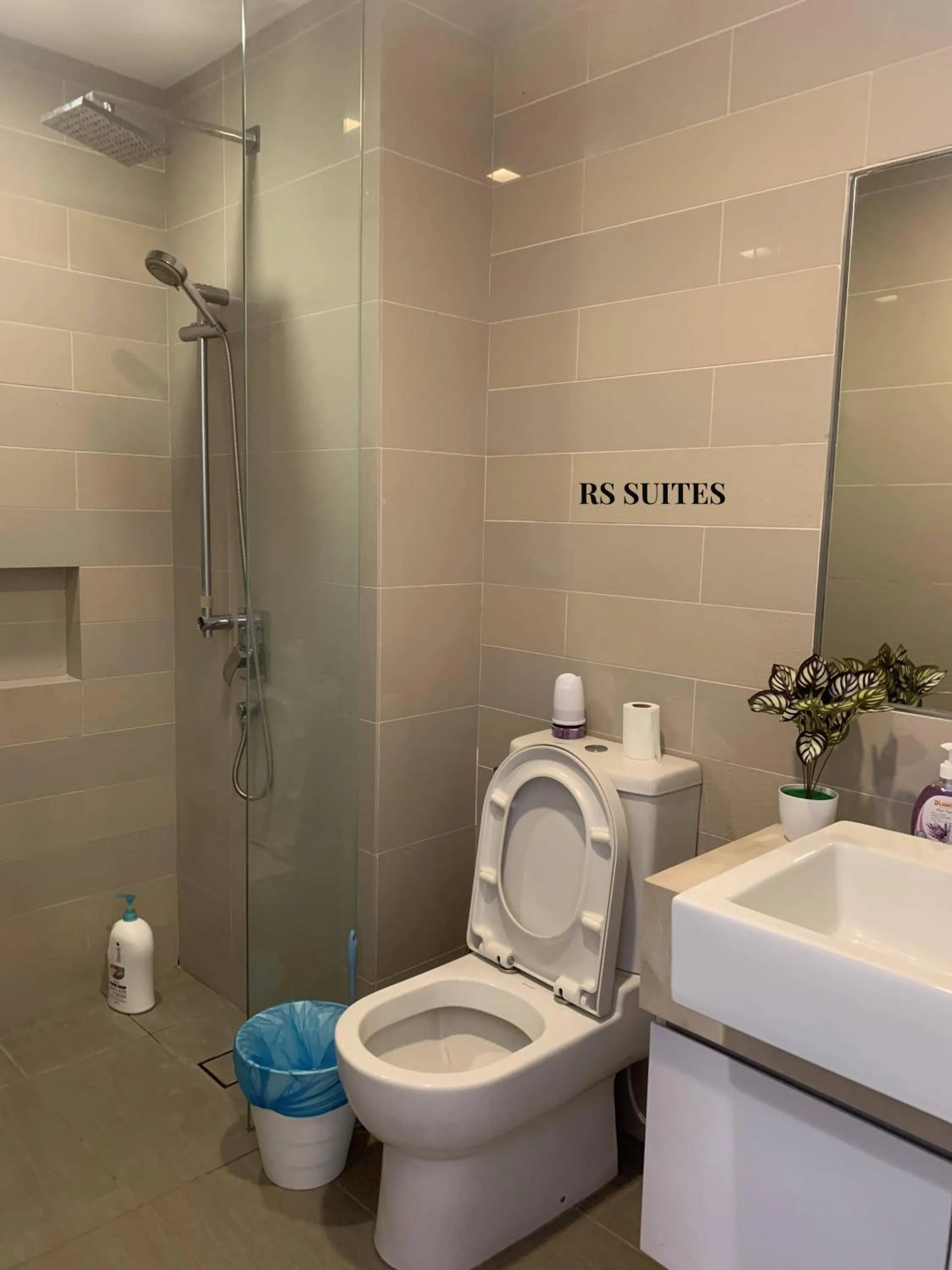 Toilet in RS Suites In Bukit Bintang
