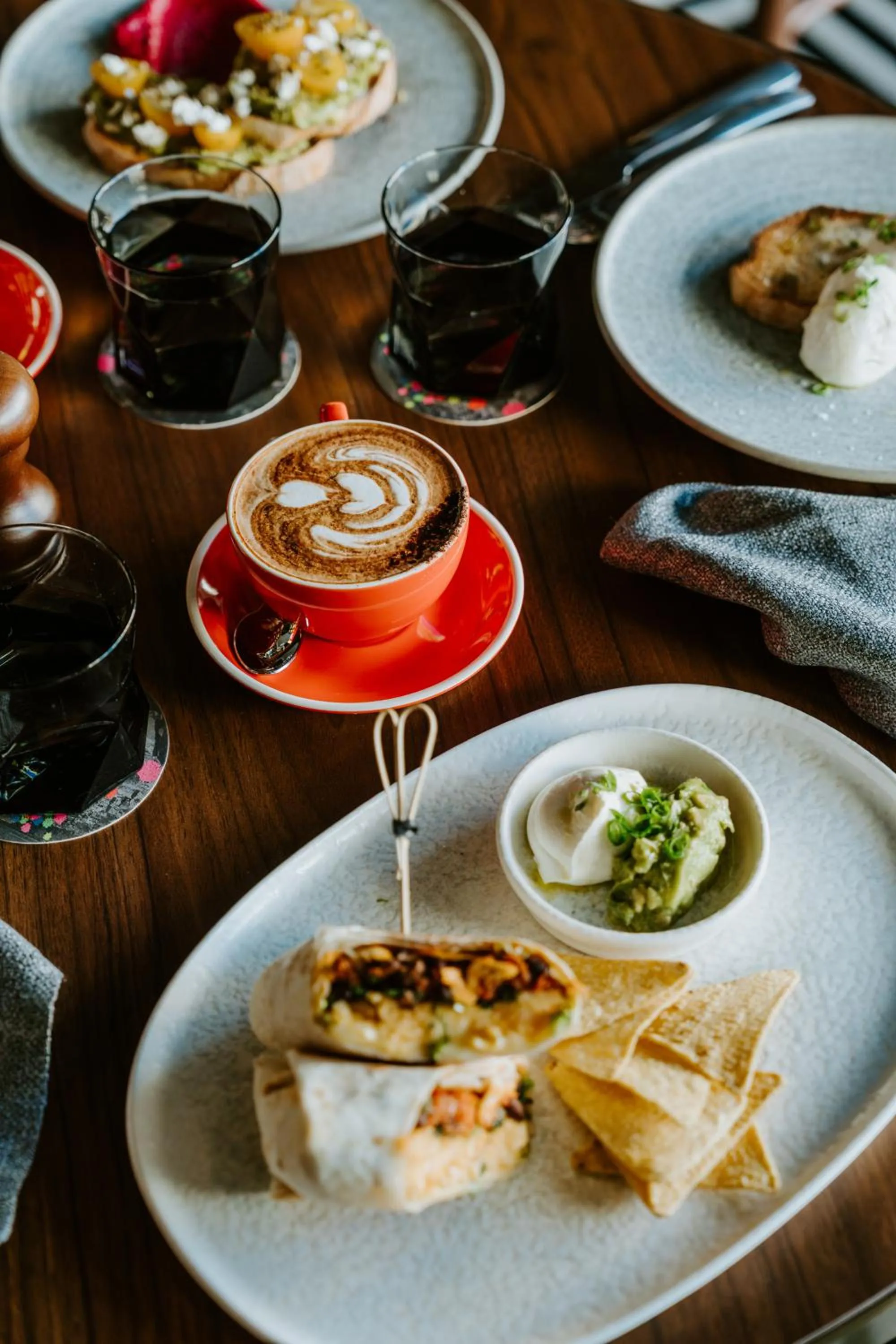 Food and drinks in The Motley Hotel Richmond, Tapestry Collection by Hilton