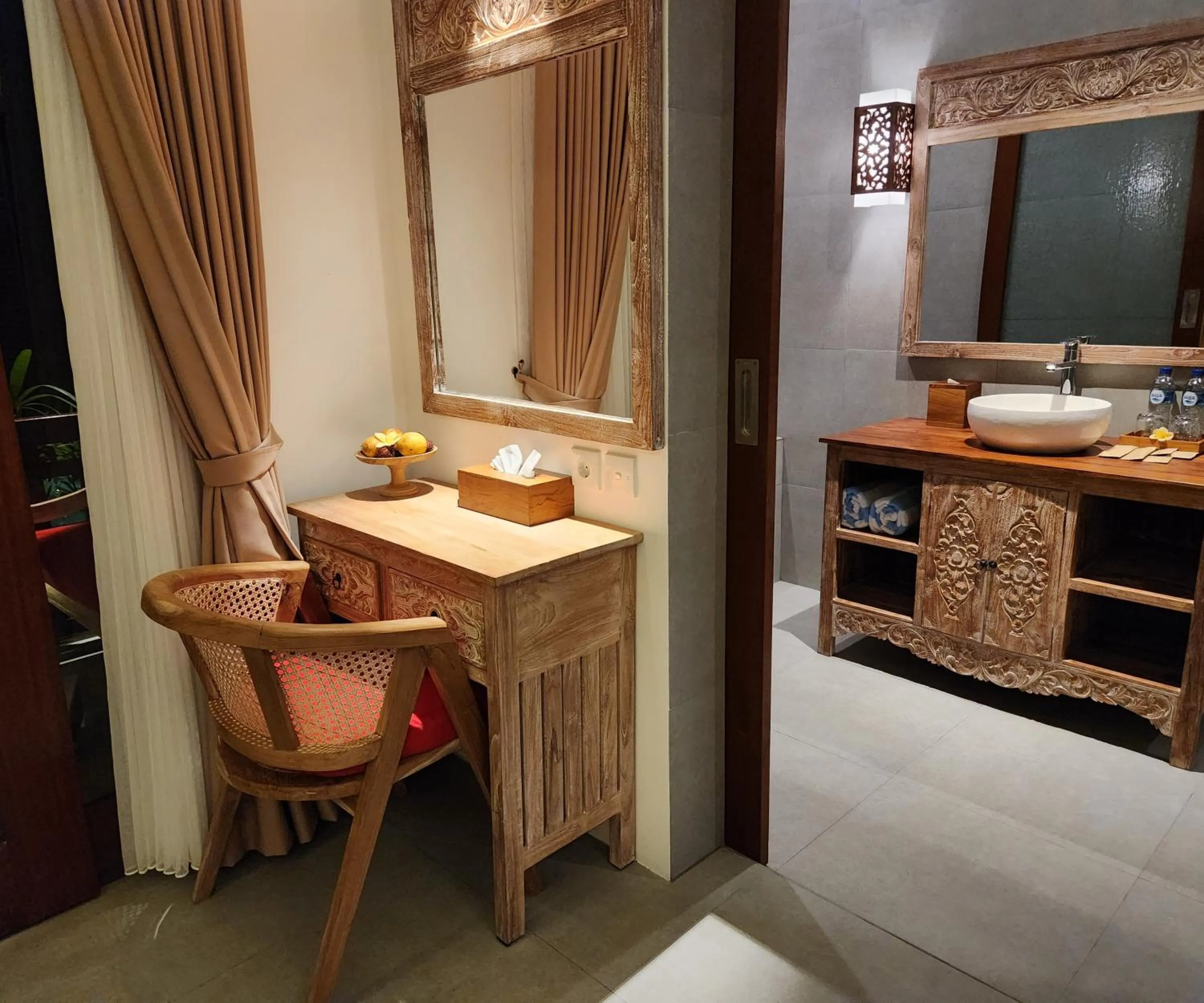 Bathroom in Pinggala Villa Ubud