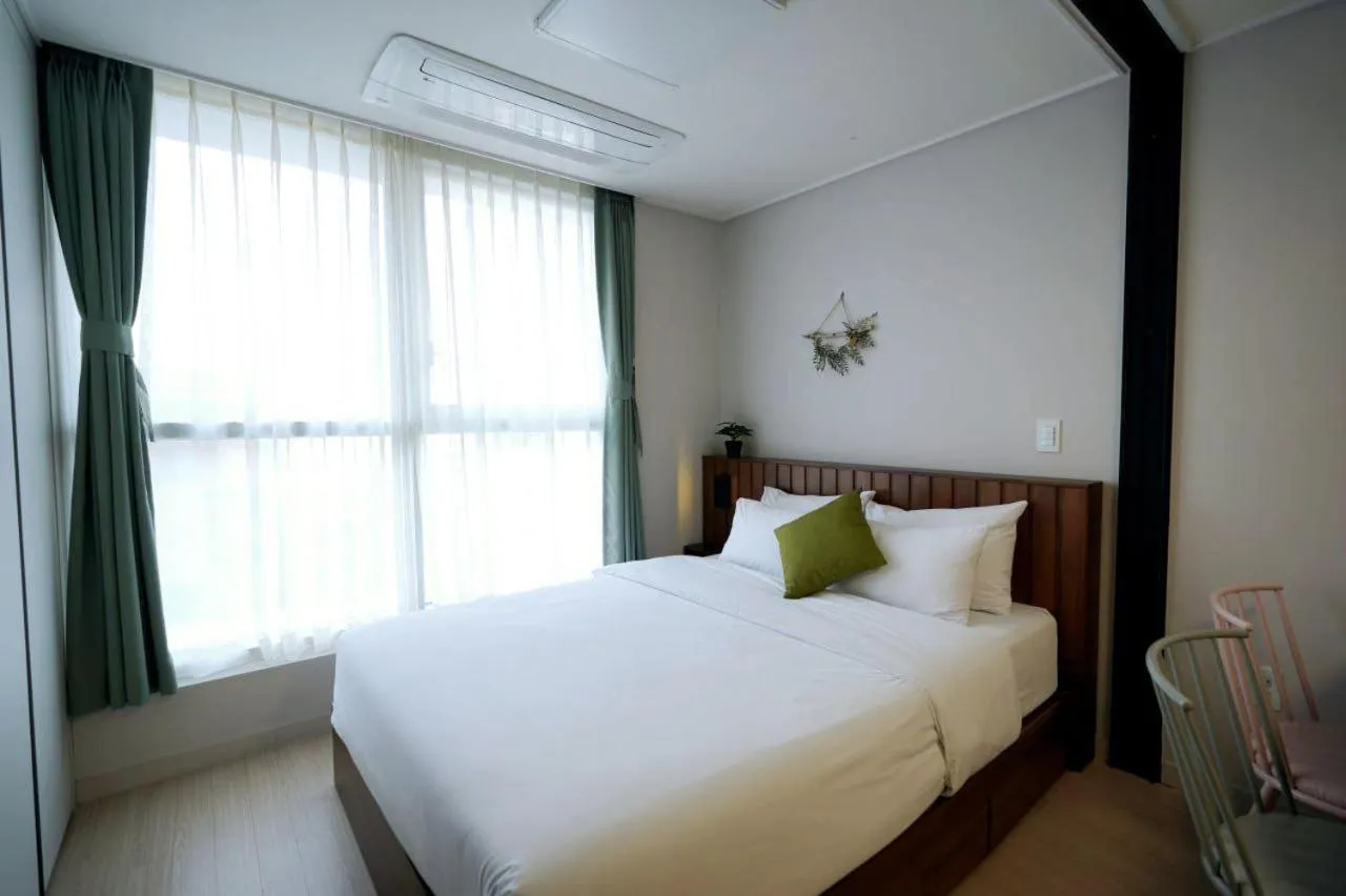Bed in Wellstay hotel Incheon