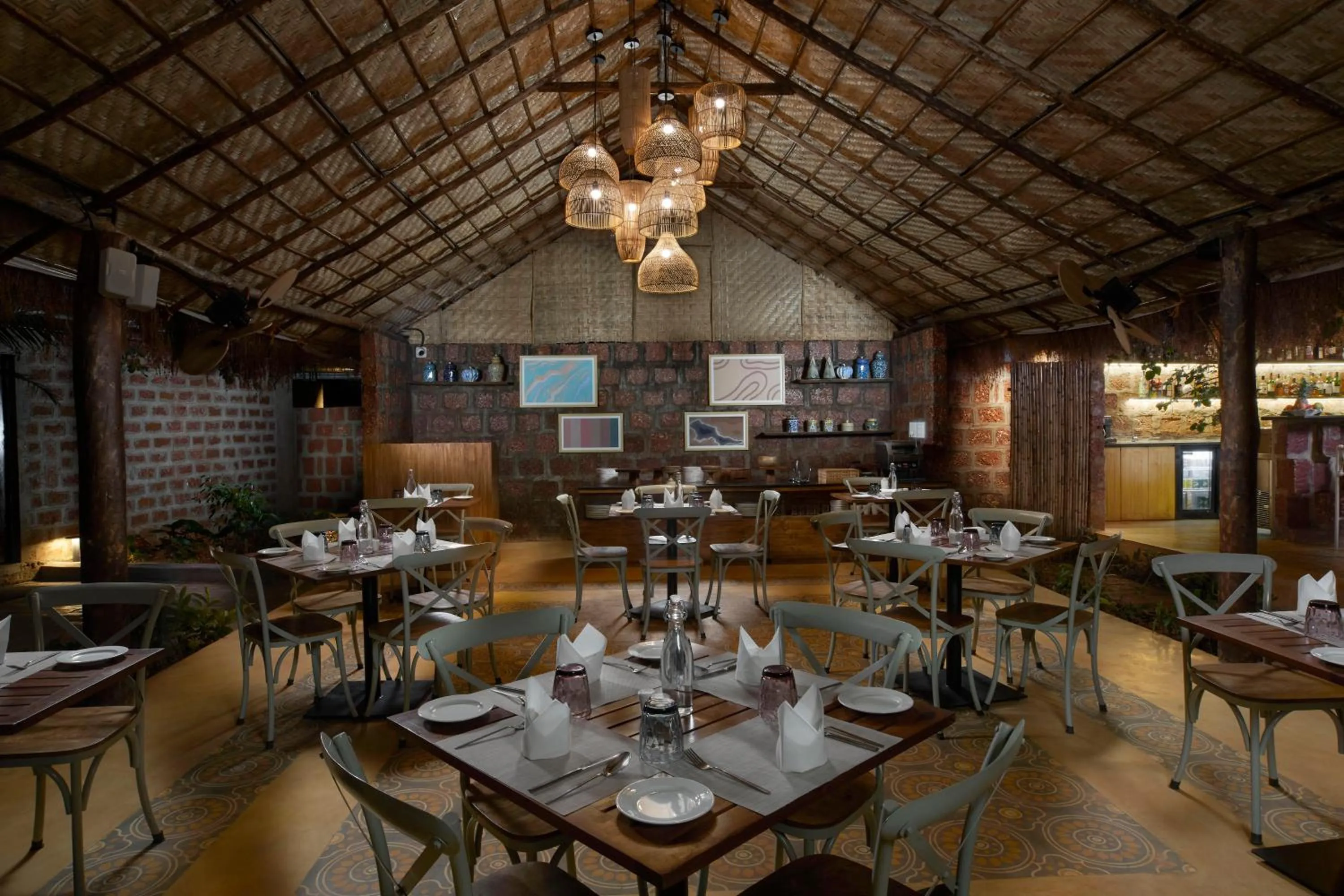 Restaurant/places to eat in LaRiSa Resort & Spa, Ashwem