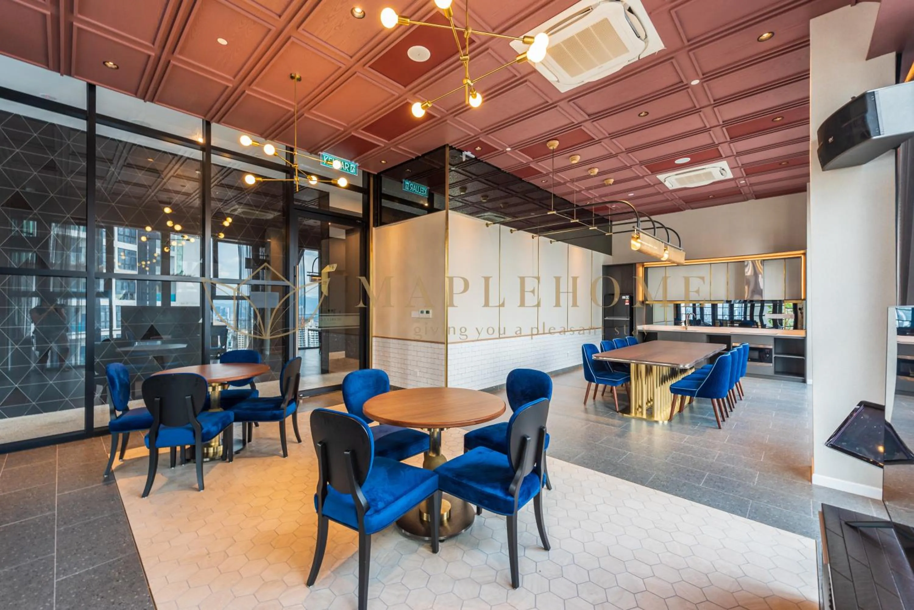 TV and multimedia in Scarletz Premier Suites Kuala Lumpur