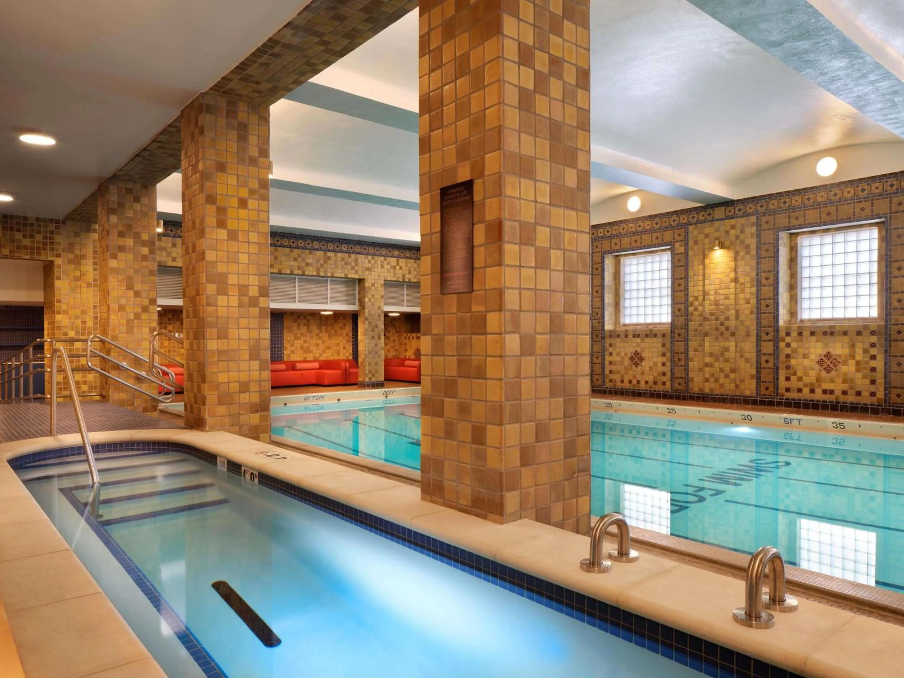 Spa and wellness centre/facilities in 21c Museum Hotel St Louis