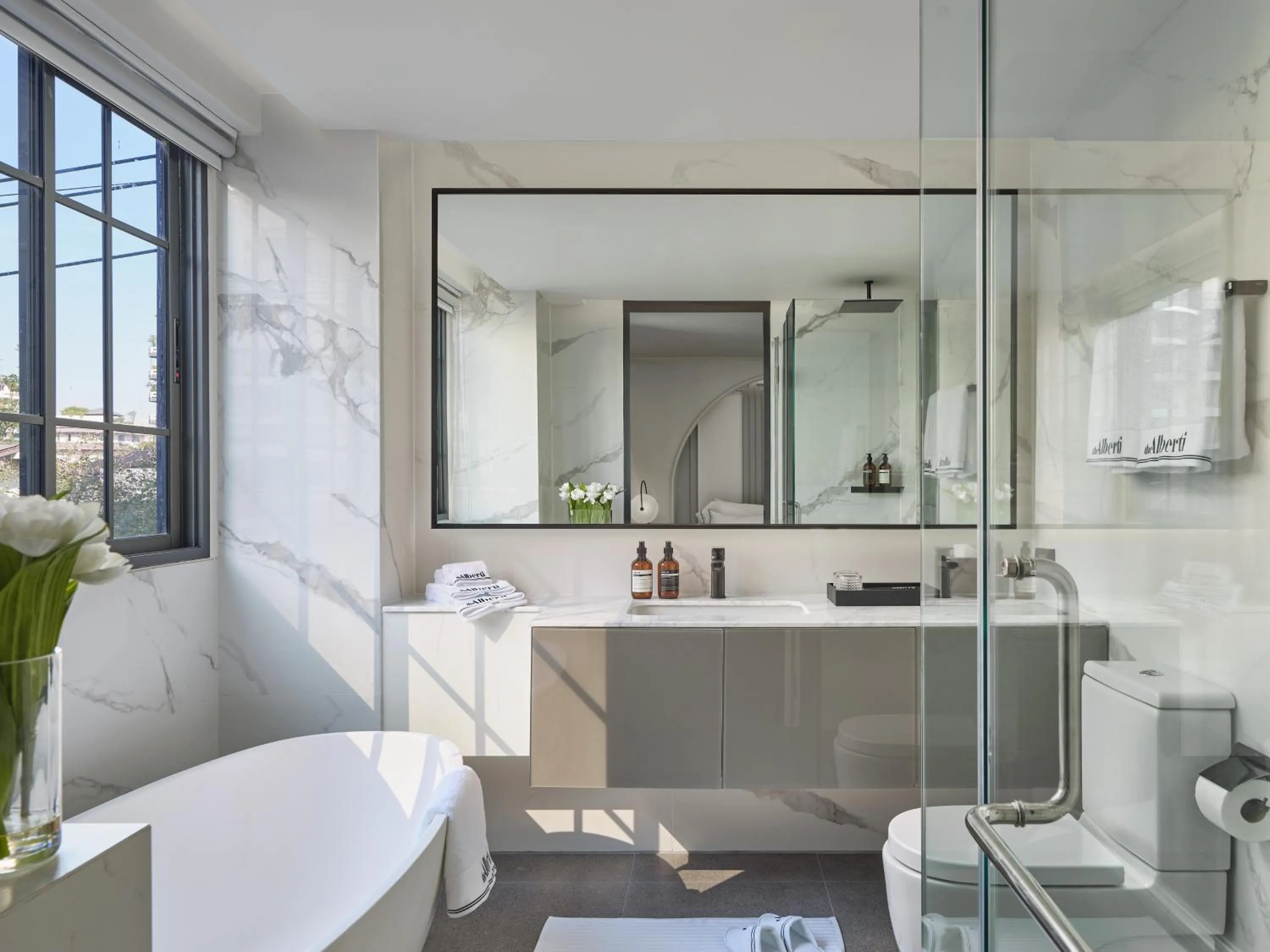 Shower in The Alberti Hotel - Sukhumvit 31