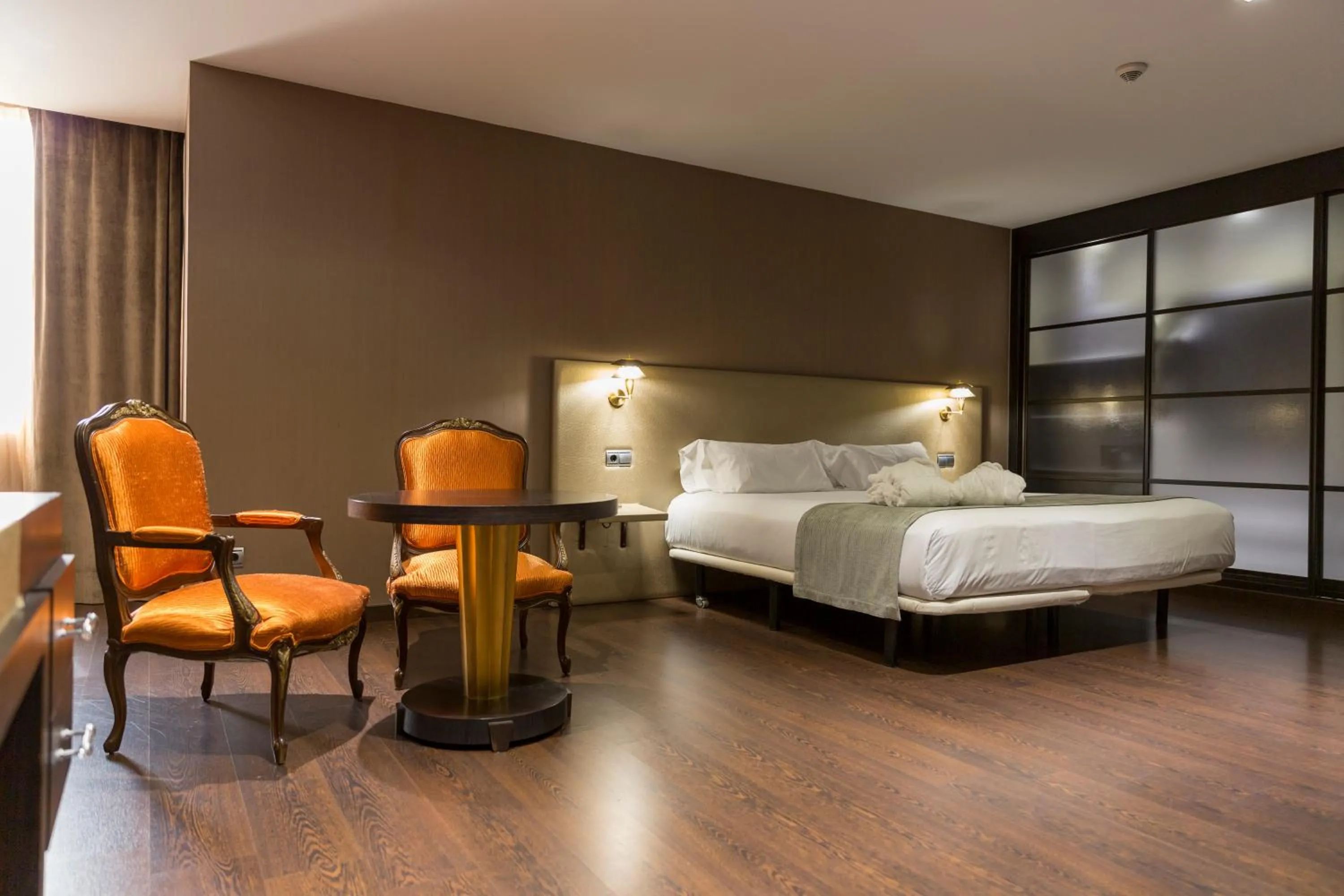 Bedroom, Bed in Iberik Santo Domingo Plaza Hotel