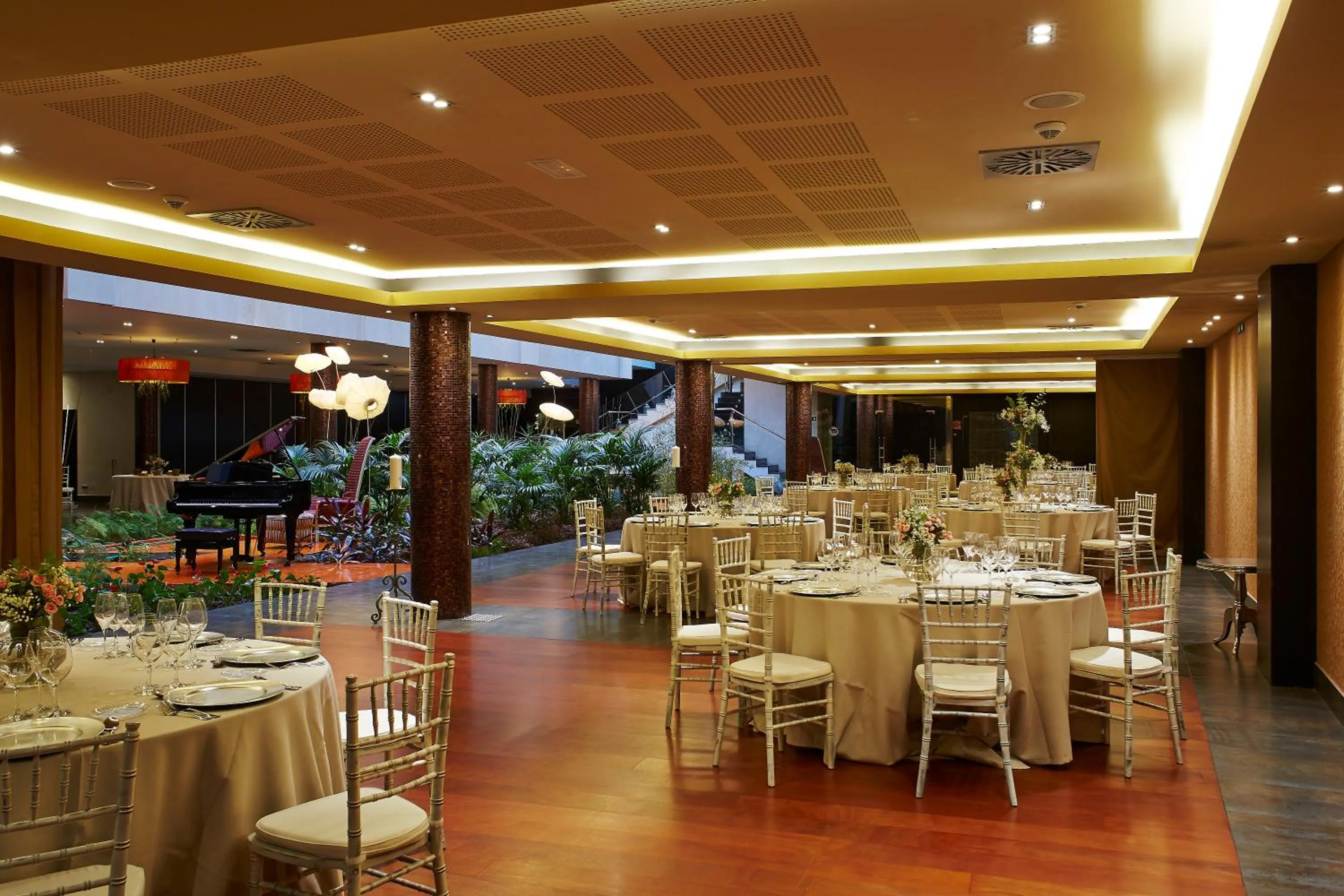 wedding in Iberik Santo Domingo Plaza Hotel