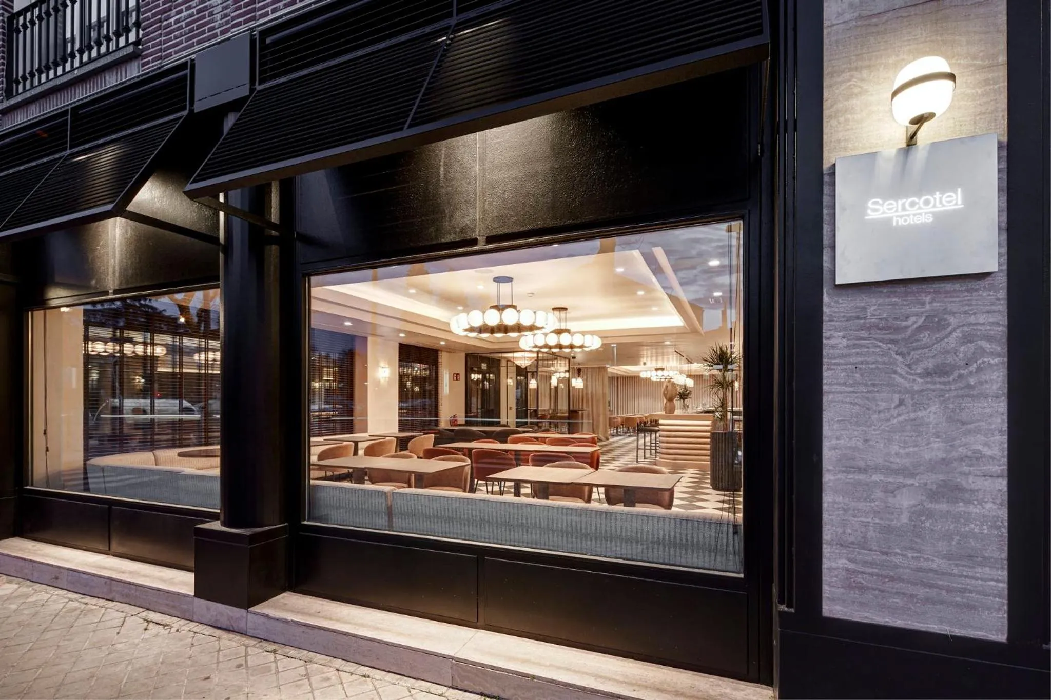 Facade/entrance in Sercotel Pozuelo