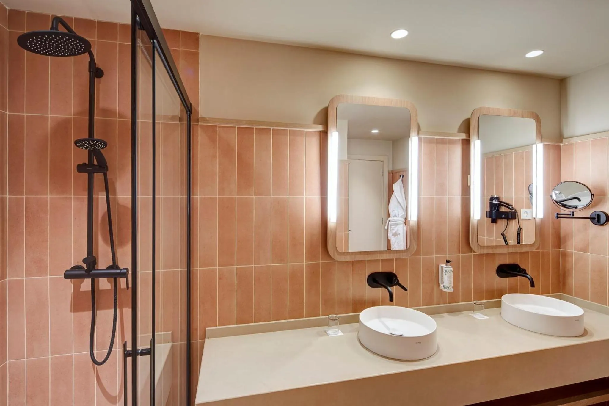 Bathroom in Sercotel Pozuelo