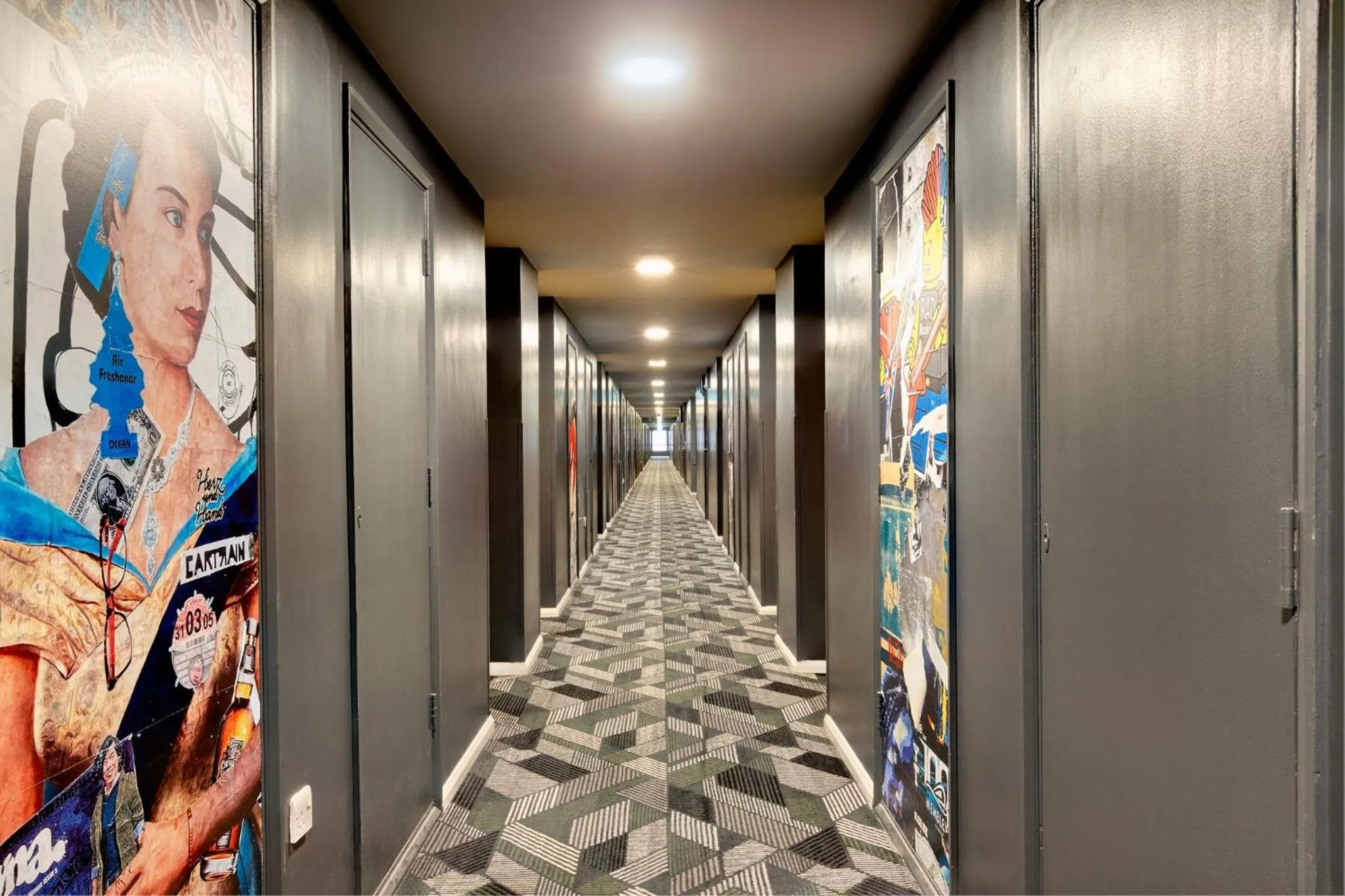 Decorative detail in Royal National Hotel