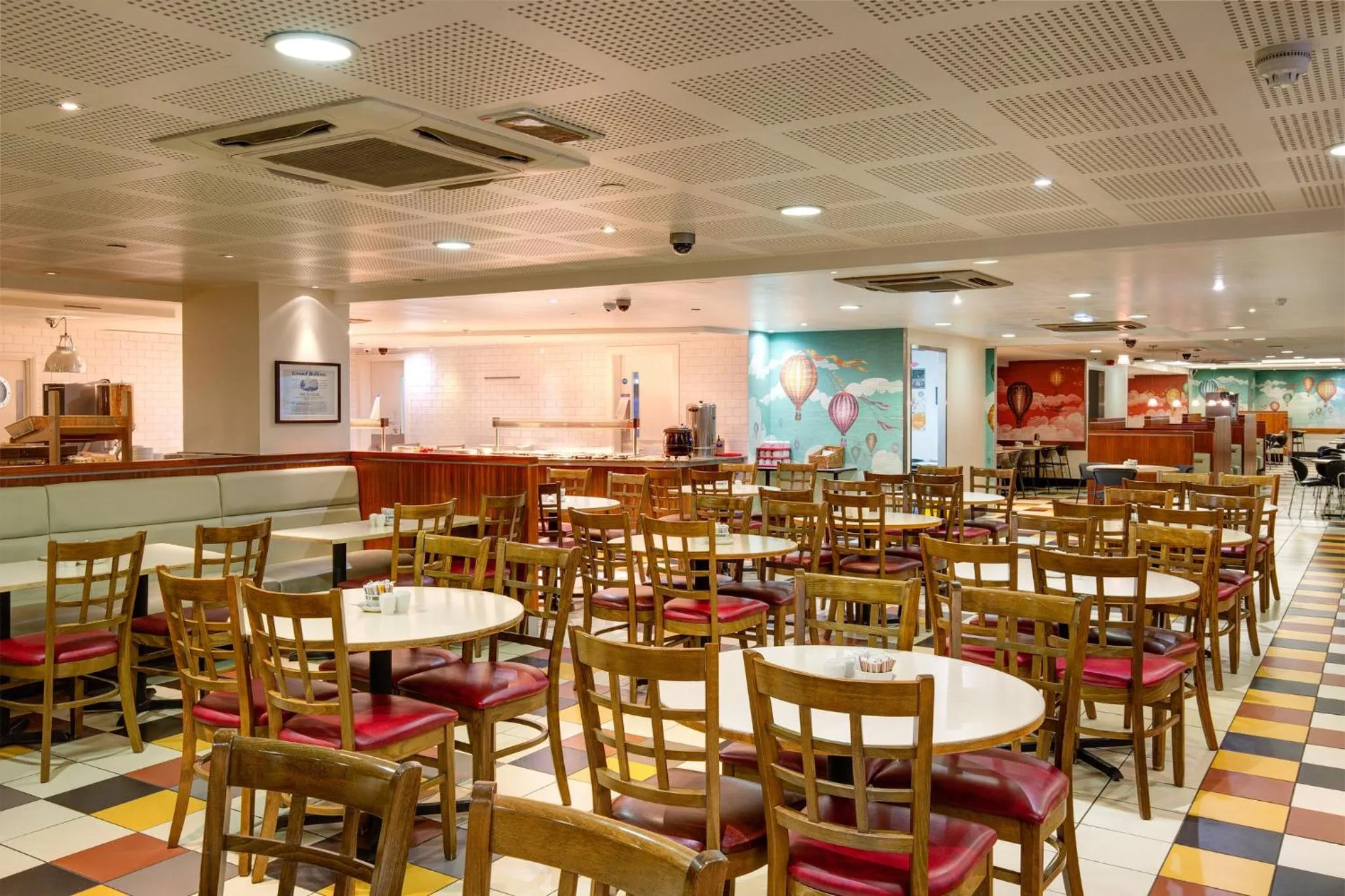 Breakfast in Royal National Hotel