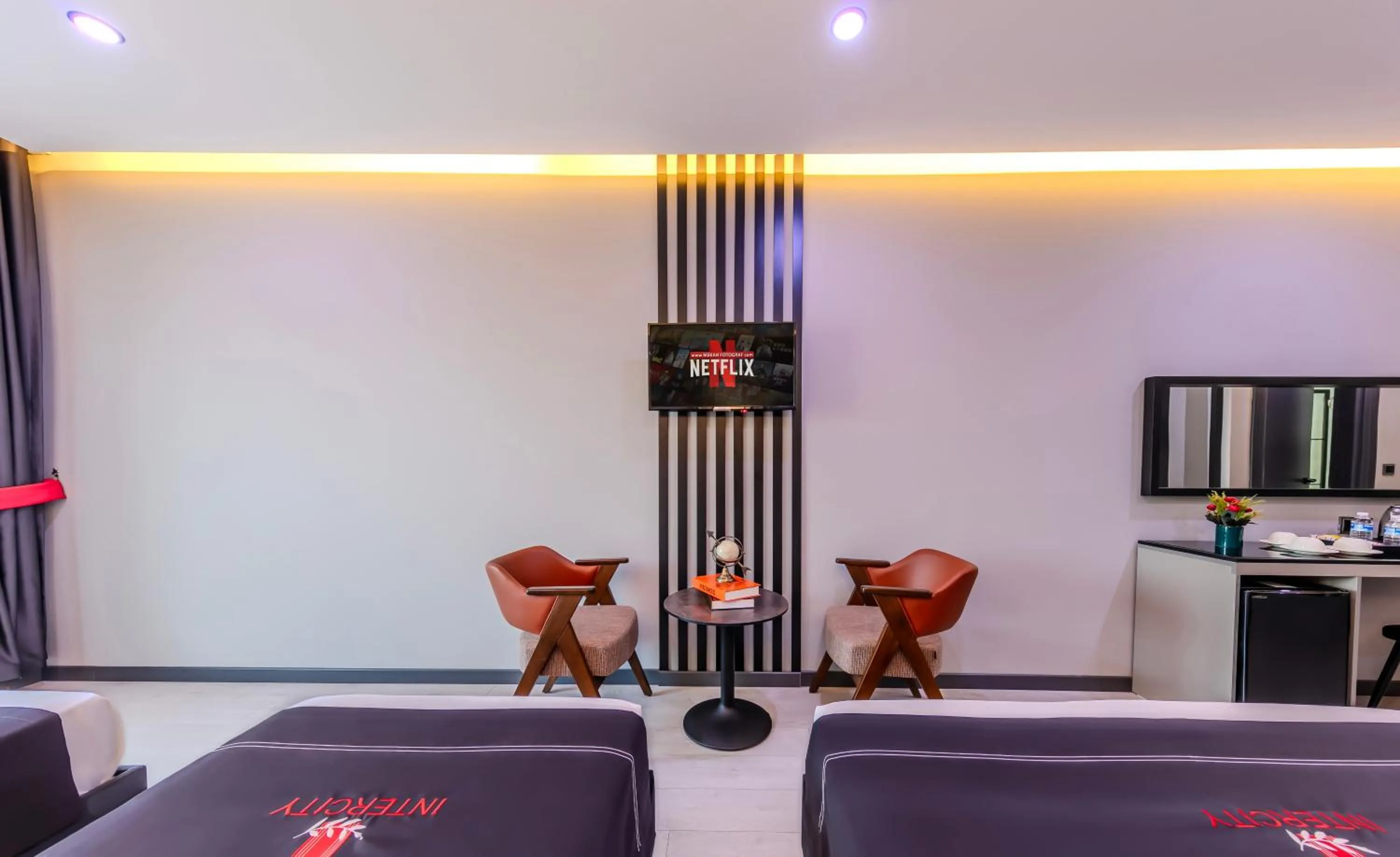 Photo of the whole room, Bed in Intercity Hotel Istanbul Airport