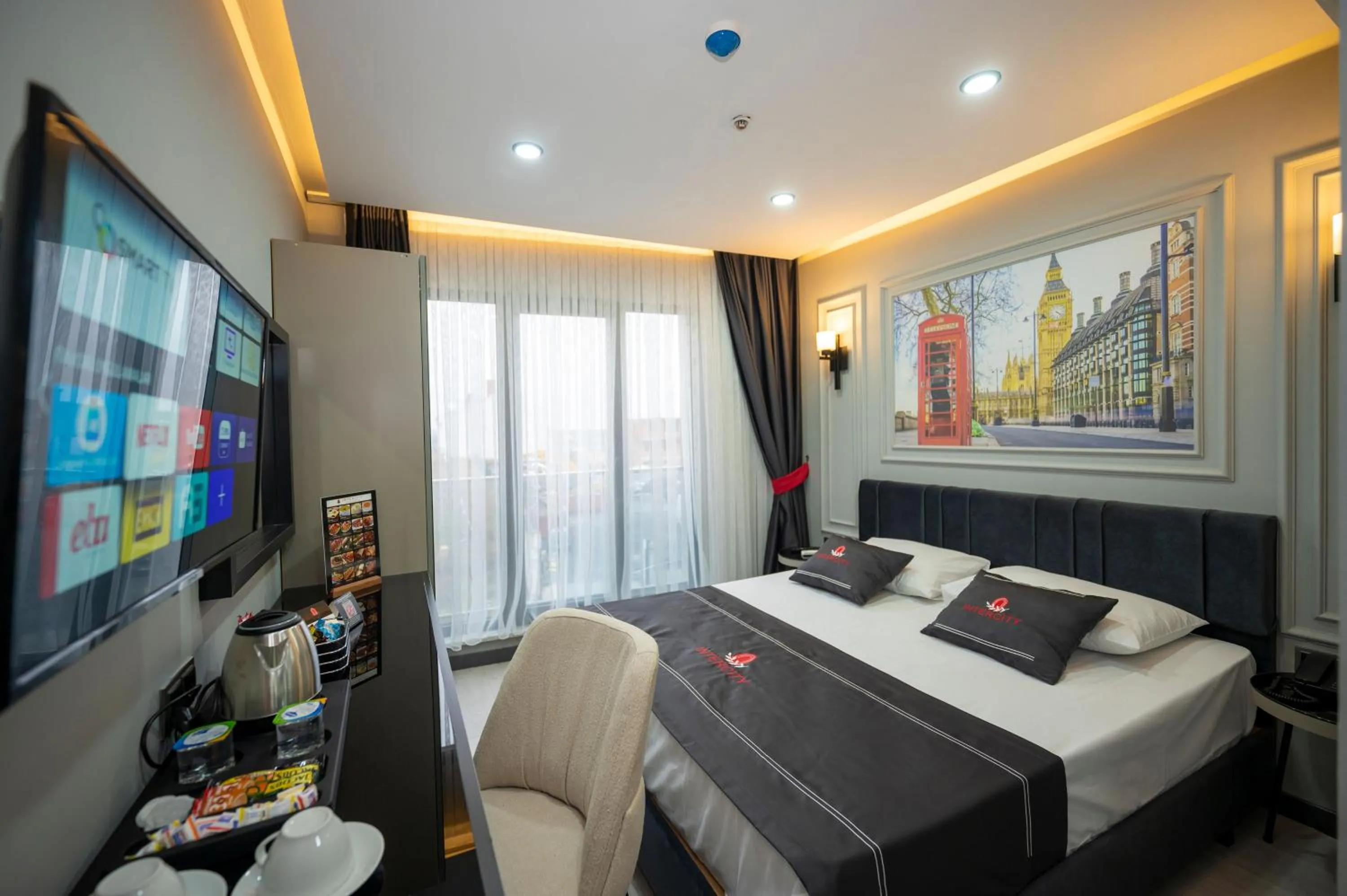 Photo of the whole room, Bed in Intercity Hotel Istanbul Airport