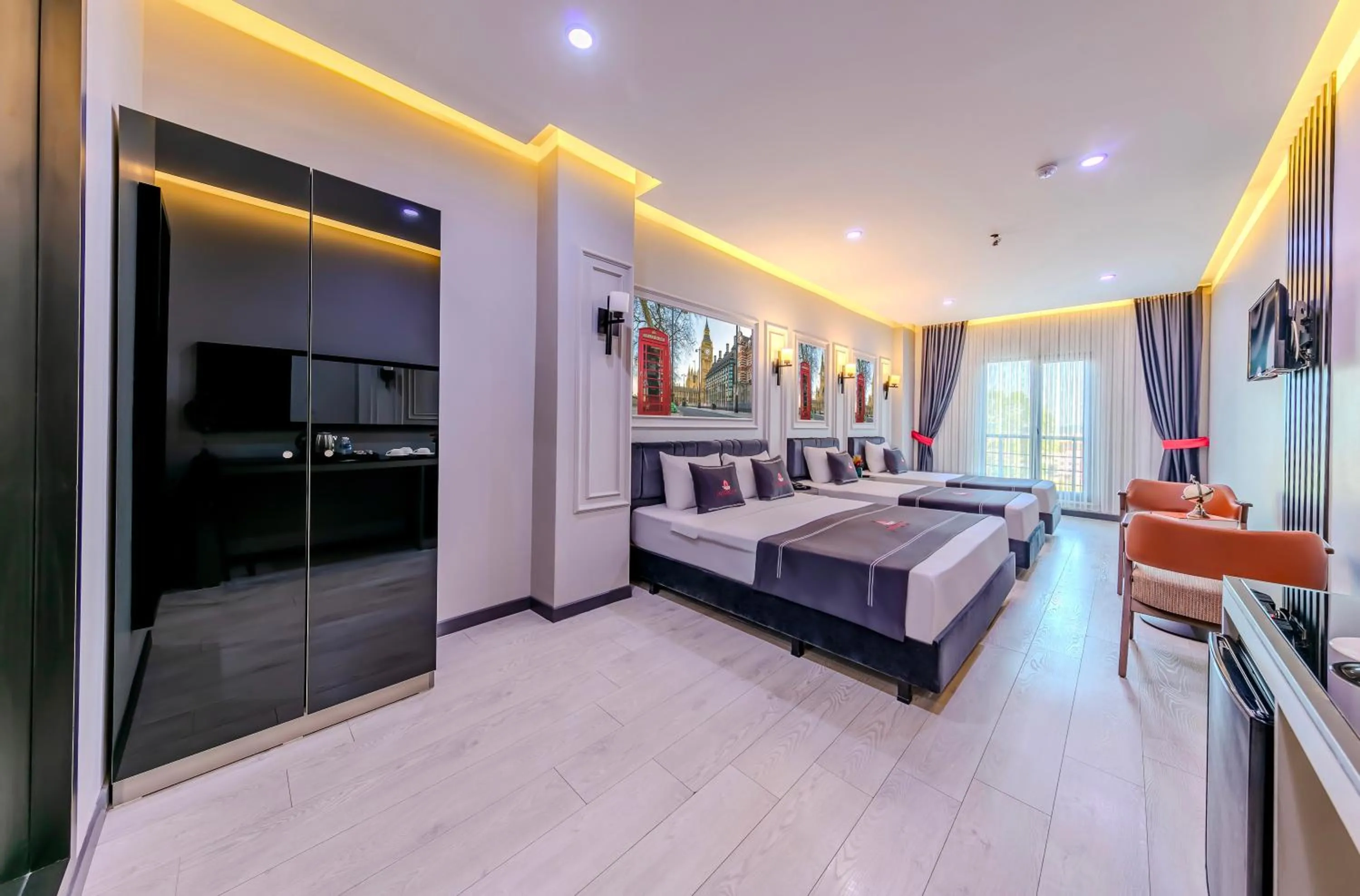 Photo of the whole room, Bed in Intercity Hotel Istanbul Airport