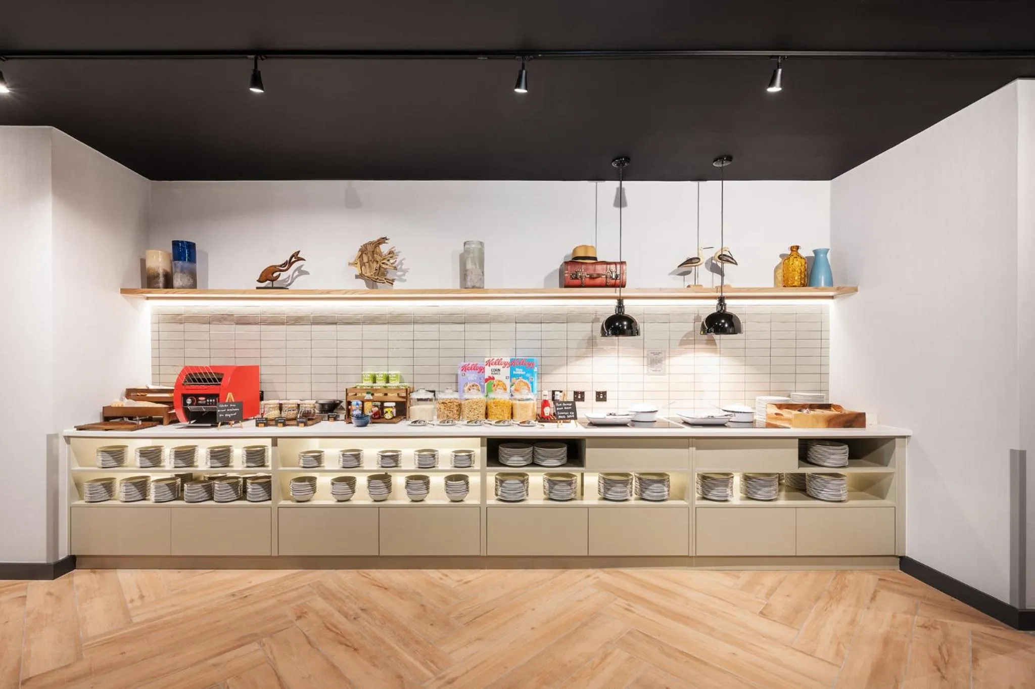 Restaurant/places to eat in Staybridge Suites Brighton by IHG