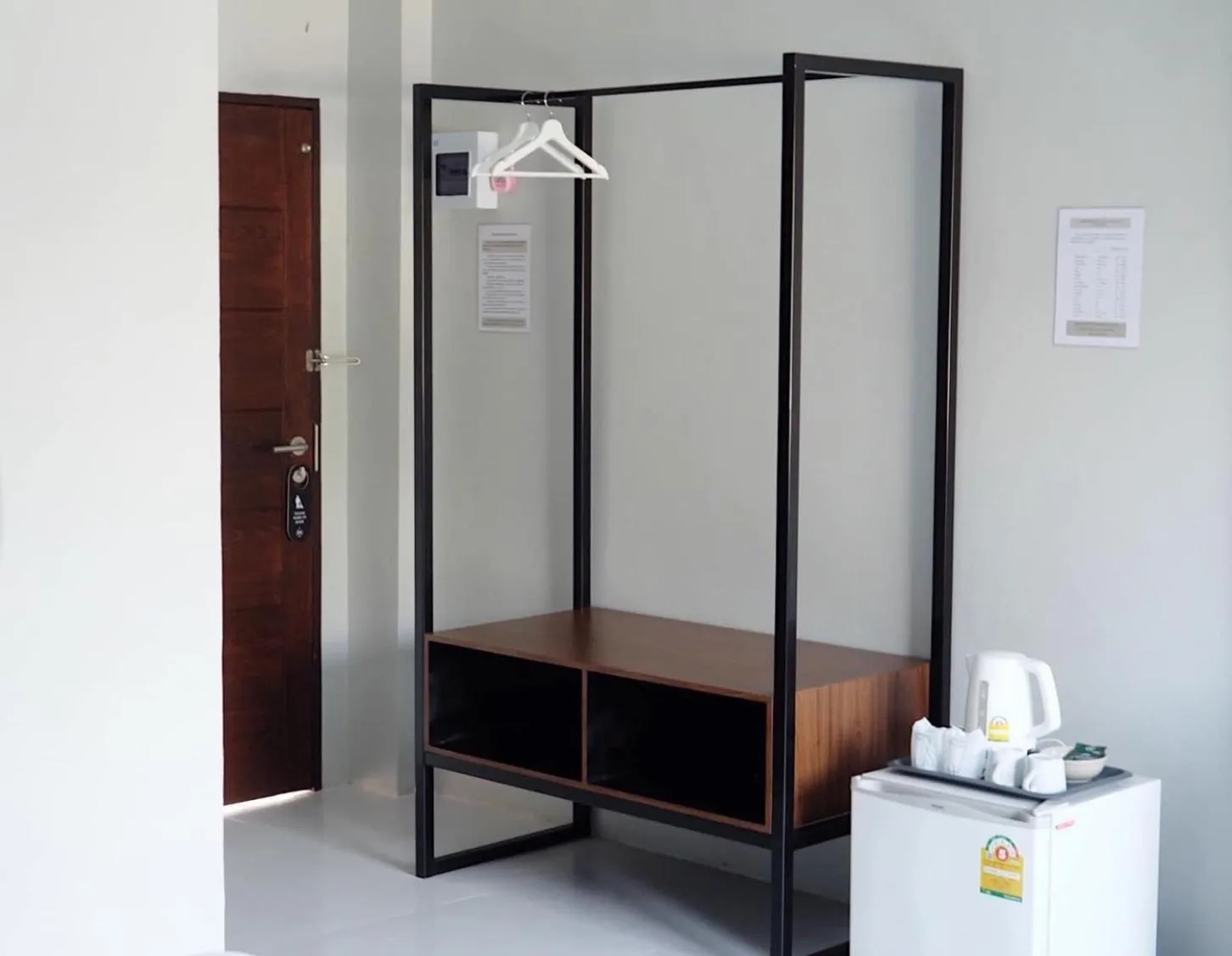 storage, Bed in Thezen Hotel