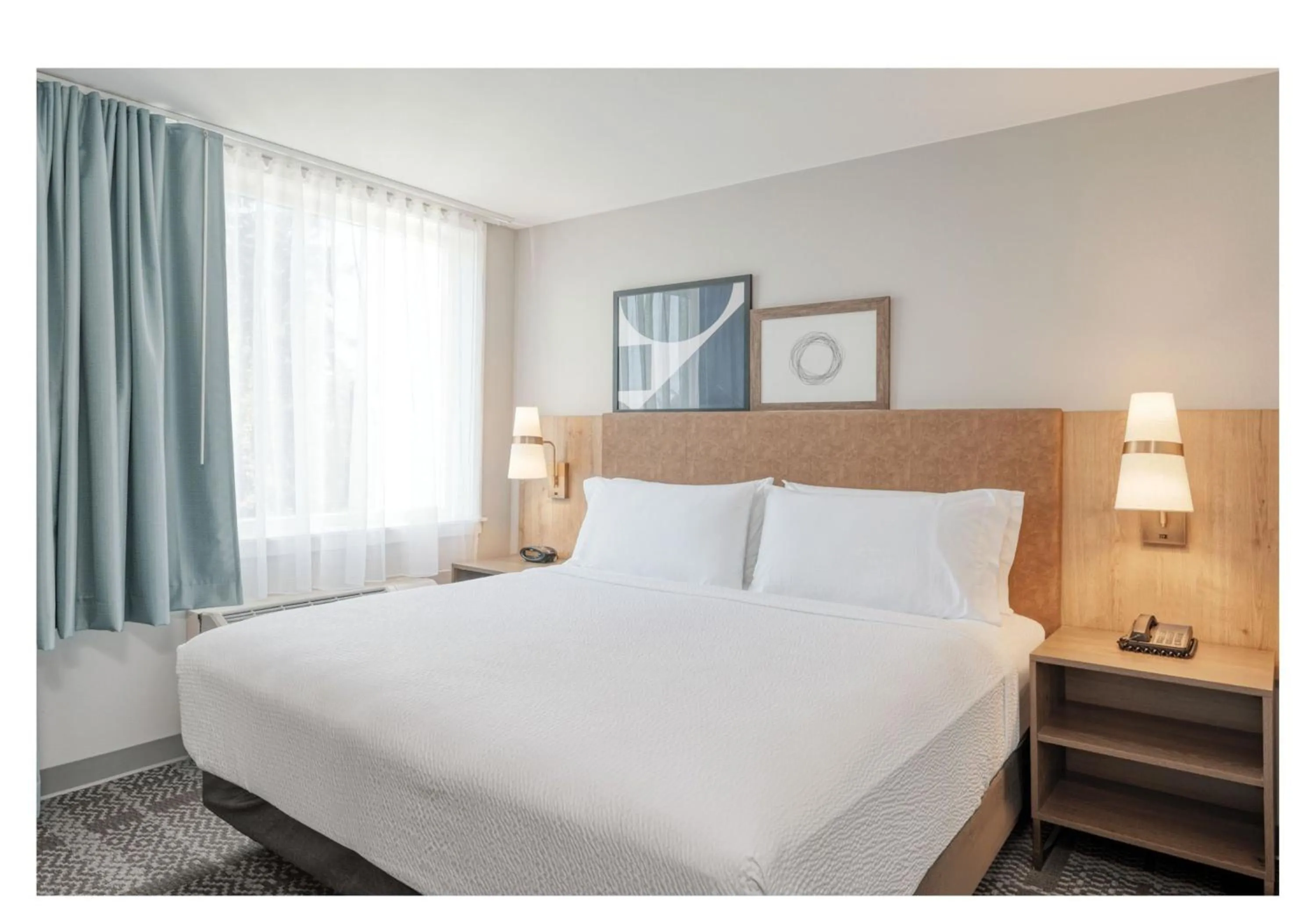 Photo of the whole room, Bed in Staybridge Suites Federal Way - Seattle South by IHG