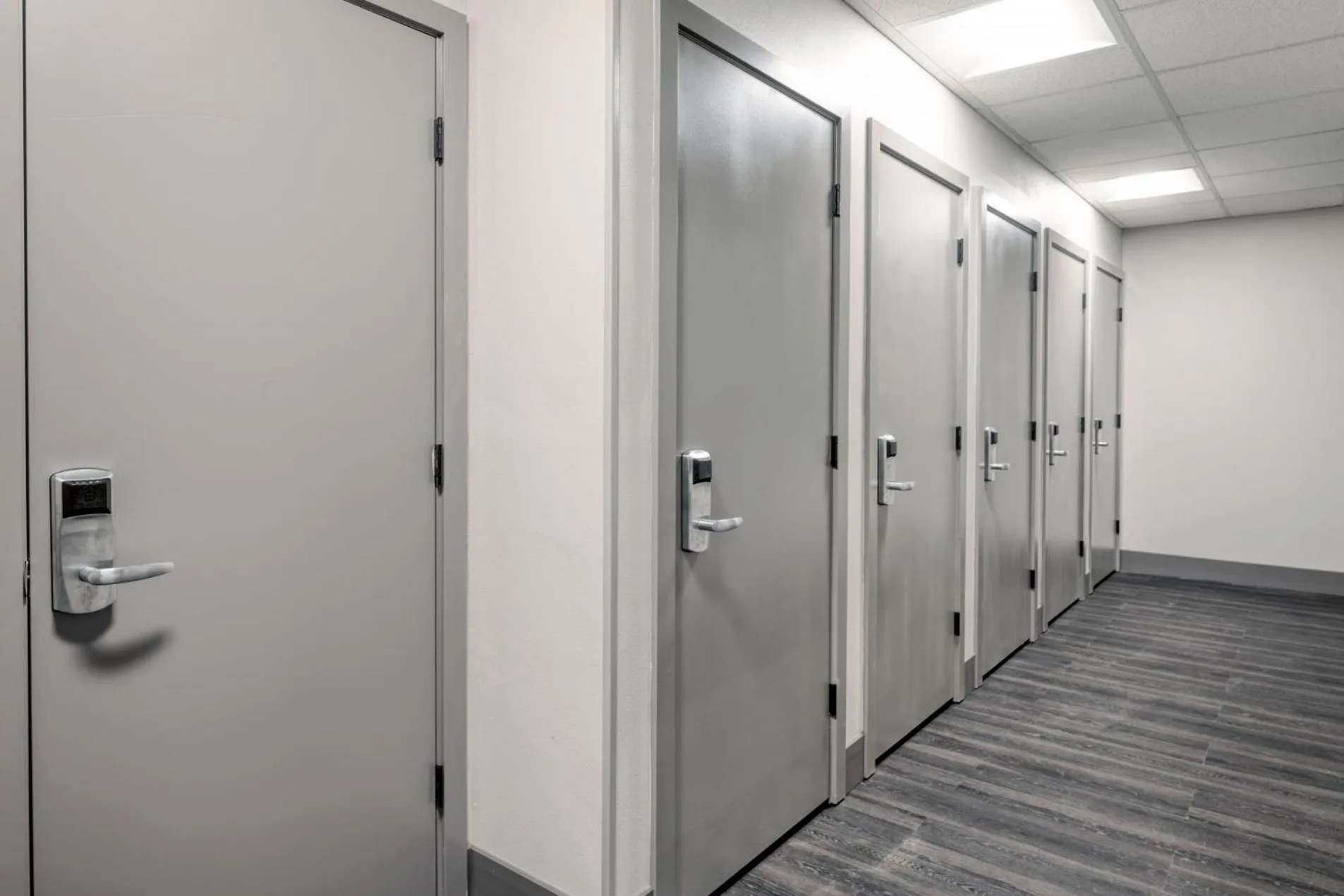 microwave in Staybridge Suites Federal Way - Seattle South by IHG