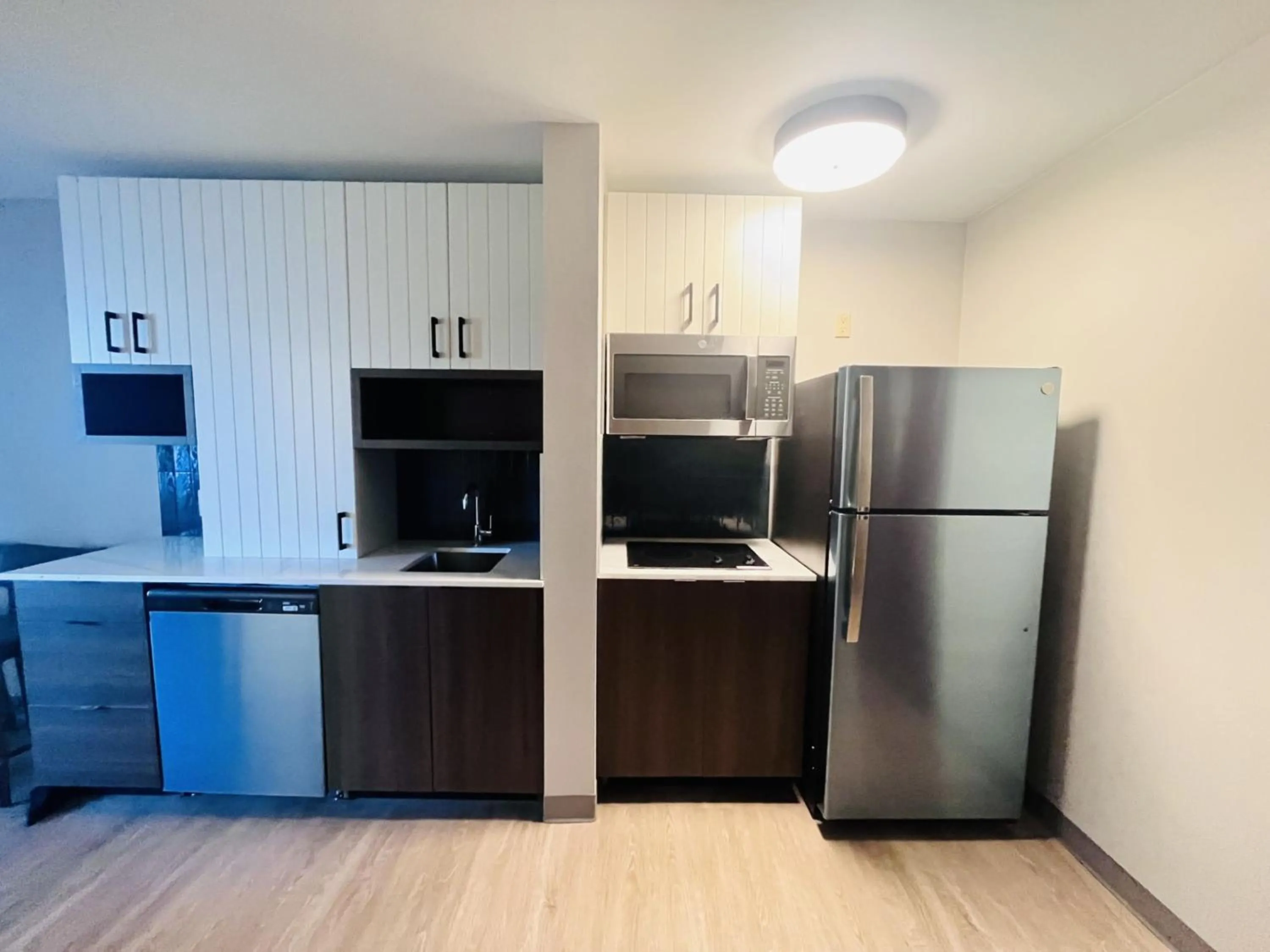 Photo of the whole room in Staybridge Suites Federal Way - Seattle South by IHG