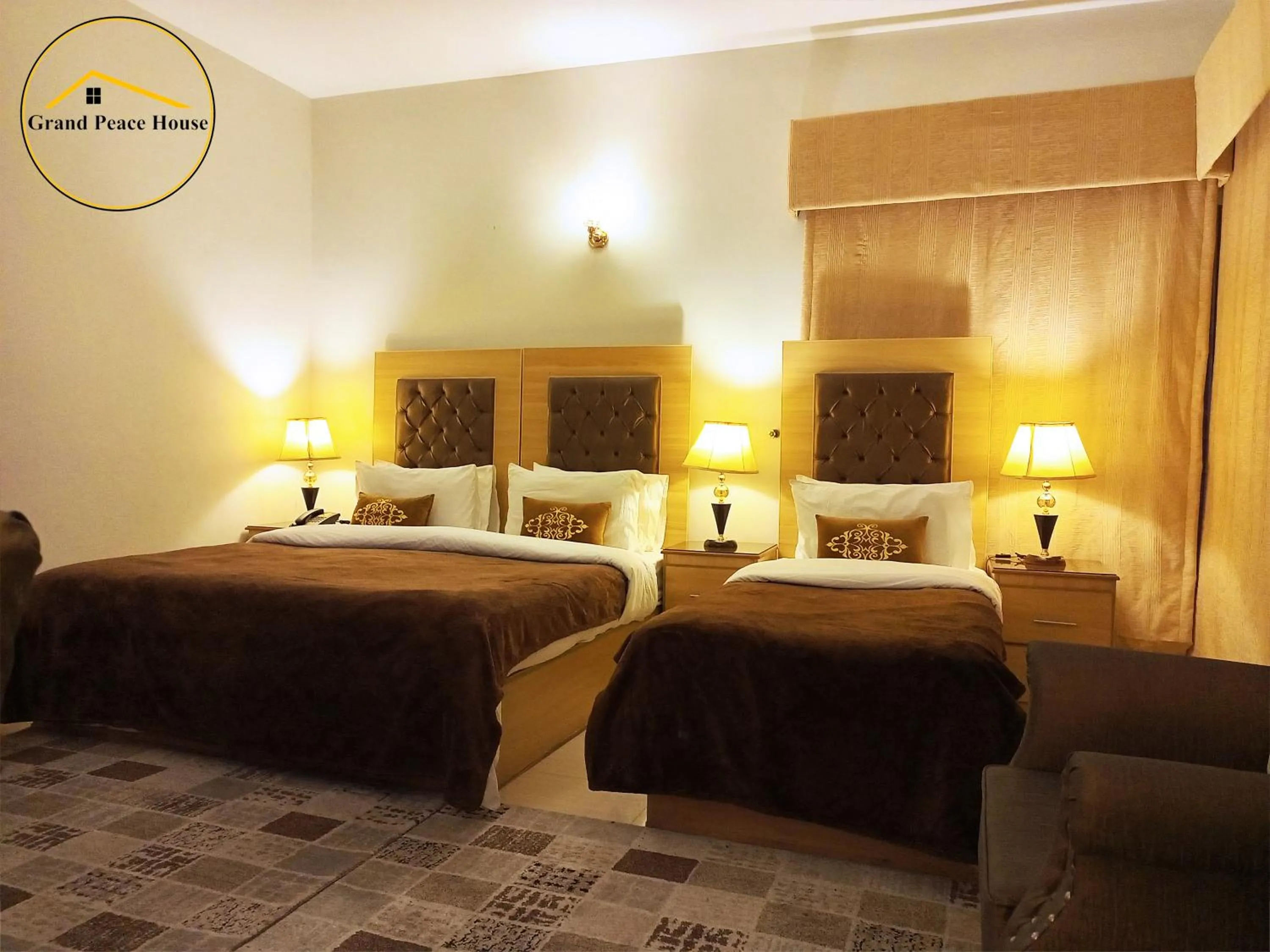 Bed in Grand Peace House II