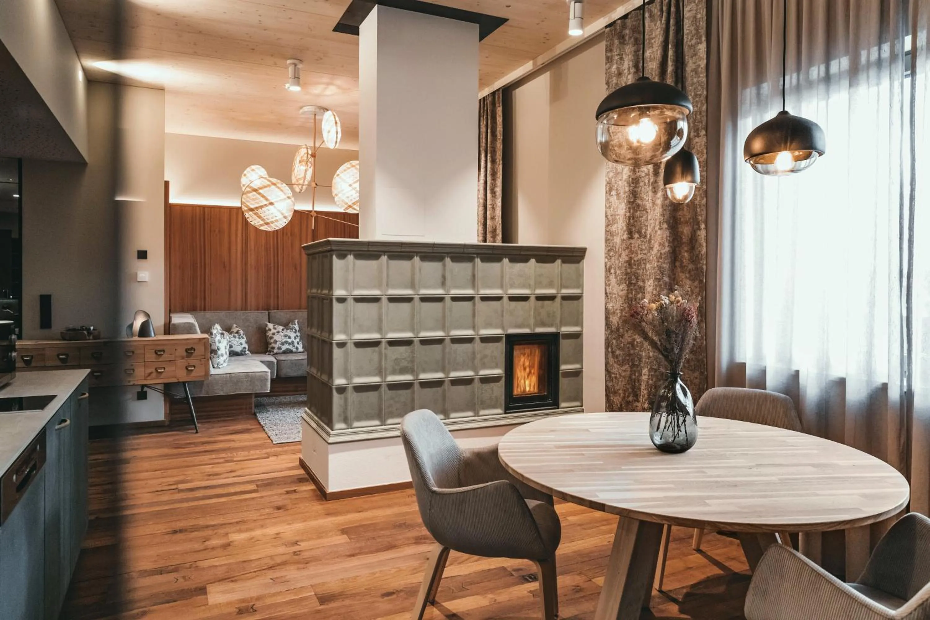 Kitchen or kitchenette in Hafnerhotel - Das Kachelofen-Wohlfühlhotel