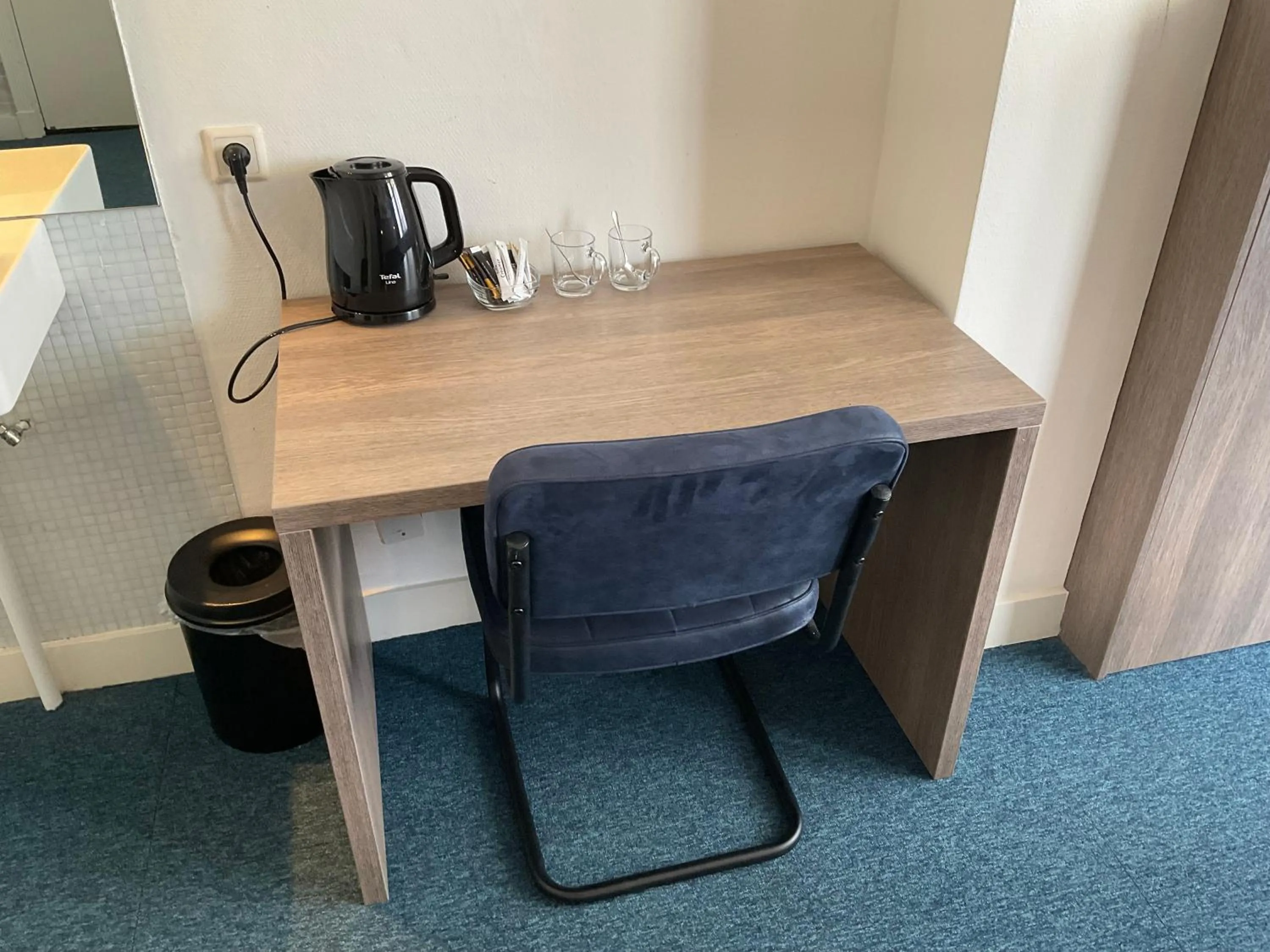 Coffee/tea facilities in Hotel Poseidon