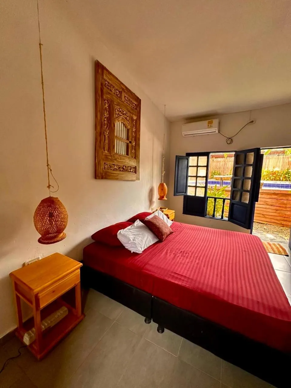 Bed in HOTEL RENASCI PALOMINO