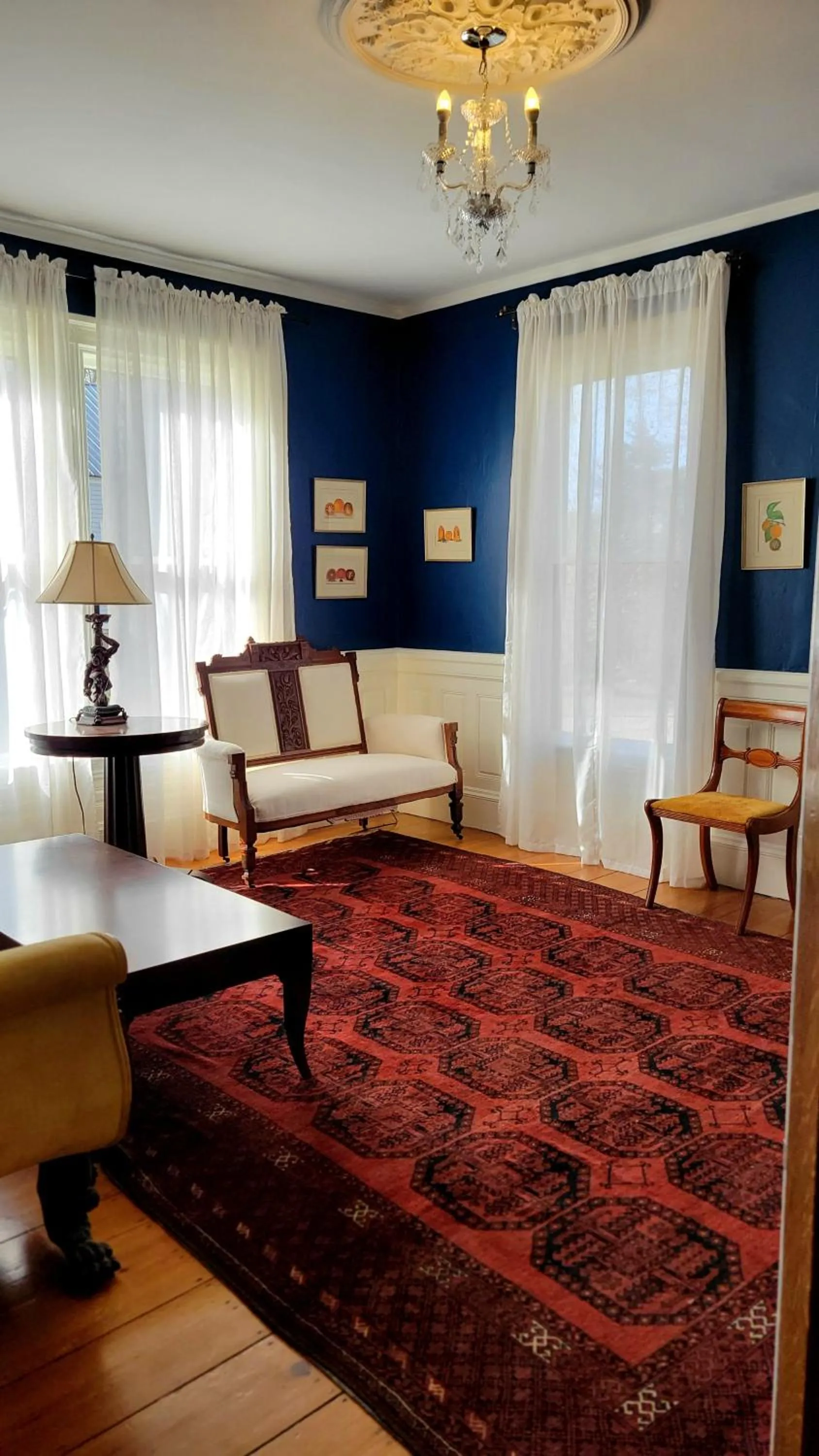 The Elizabeth Inn and Restaurant