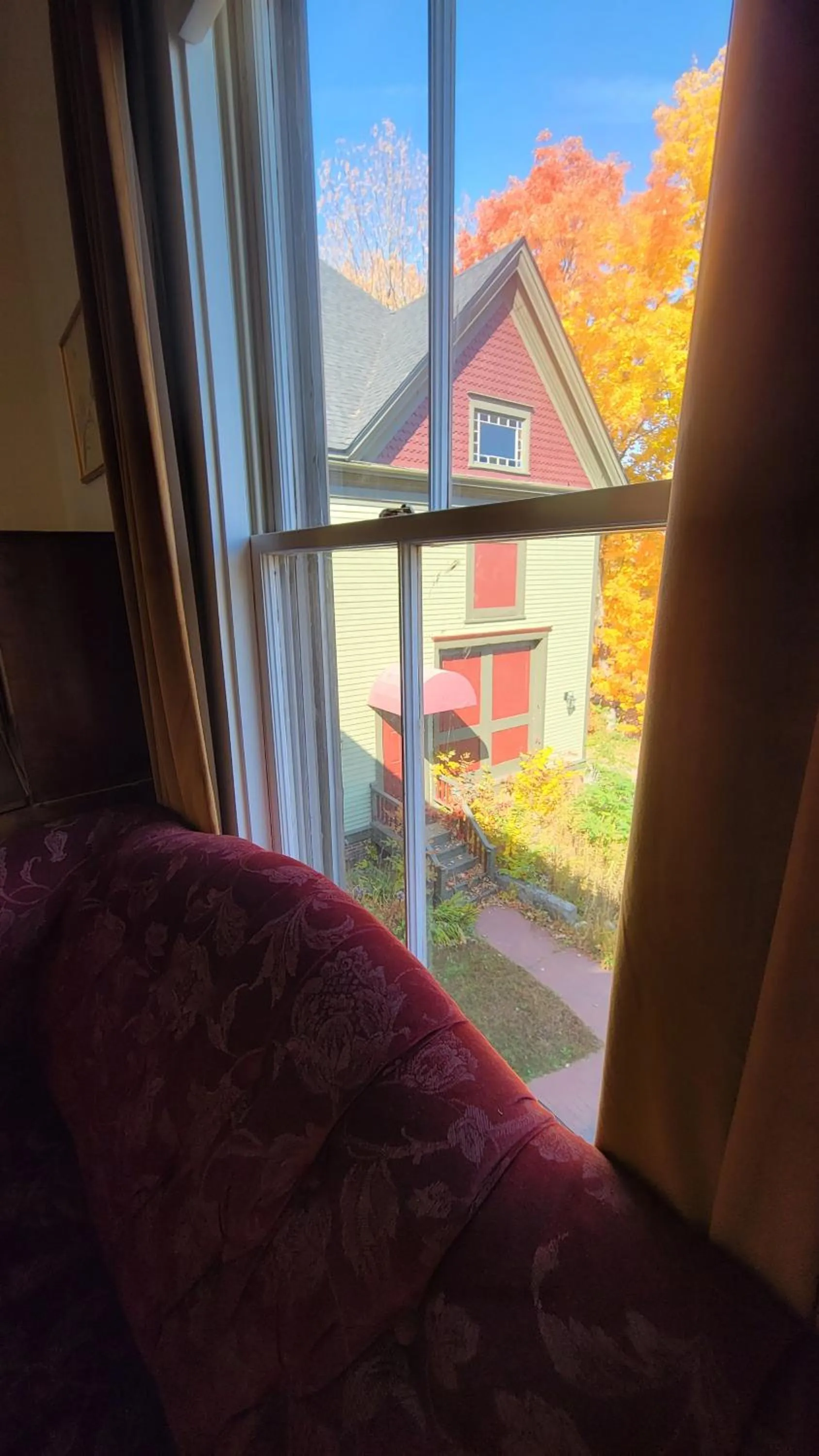 The Elizabeth Inn and Restaurant