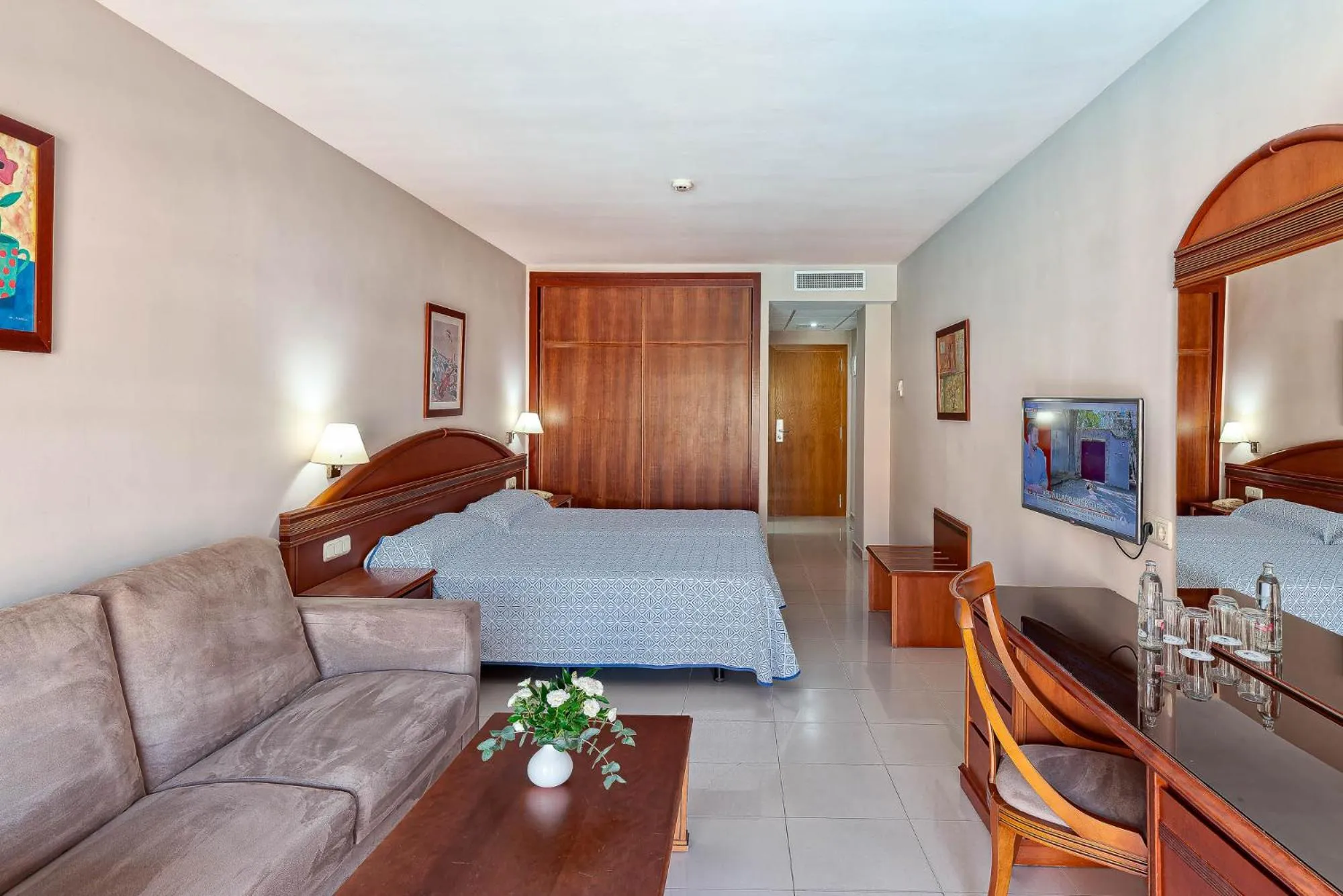 Bed in Bahía Tropical