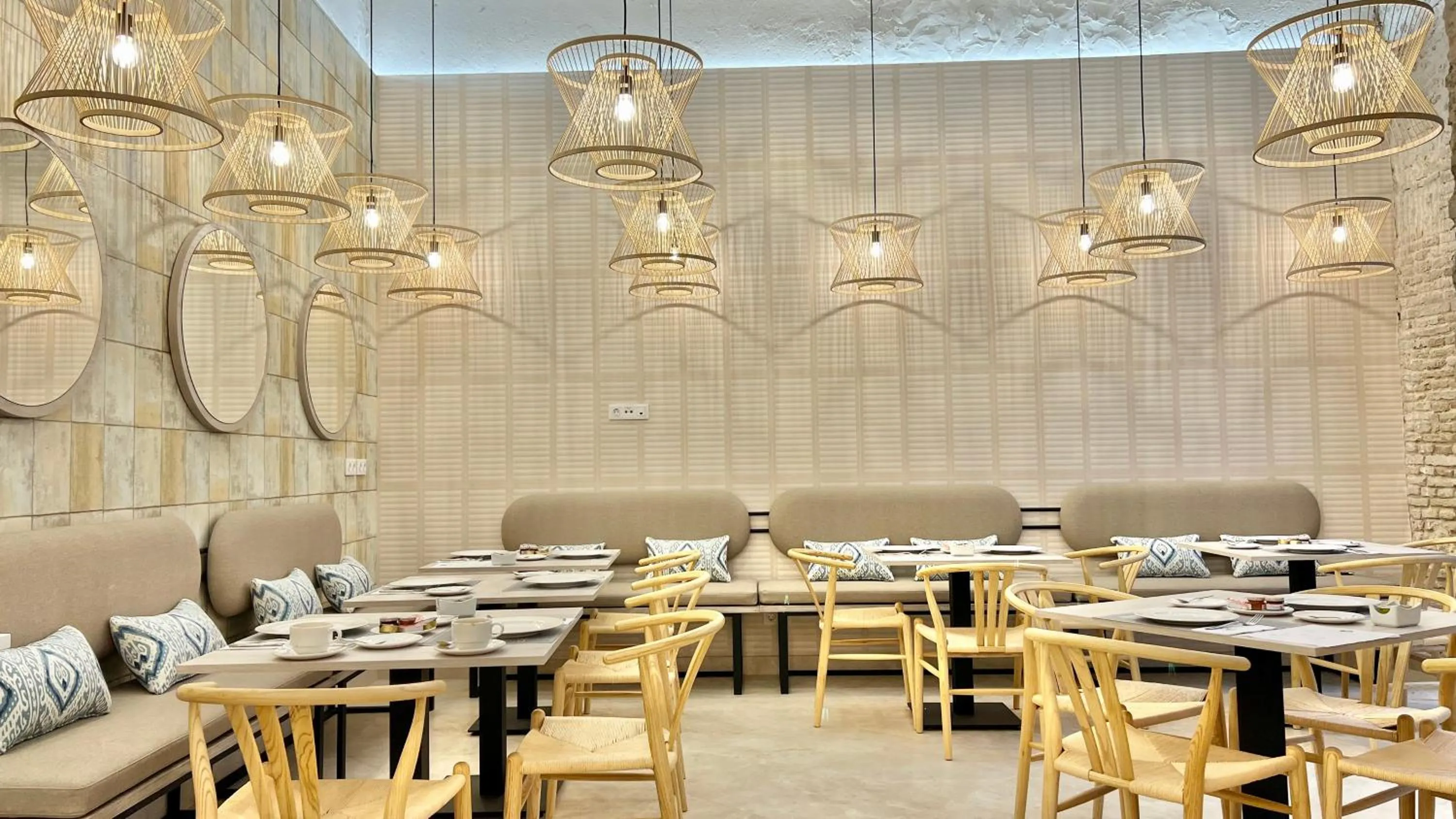 Restaurant/places to eat in Soho Boutique Cádiz