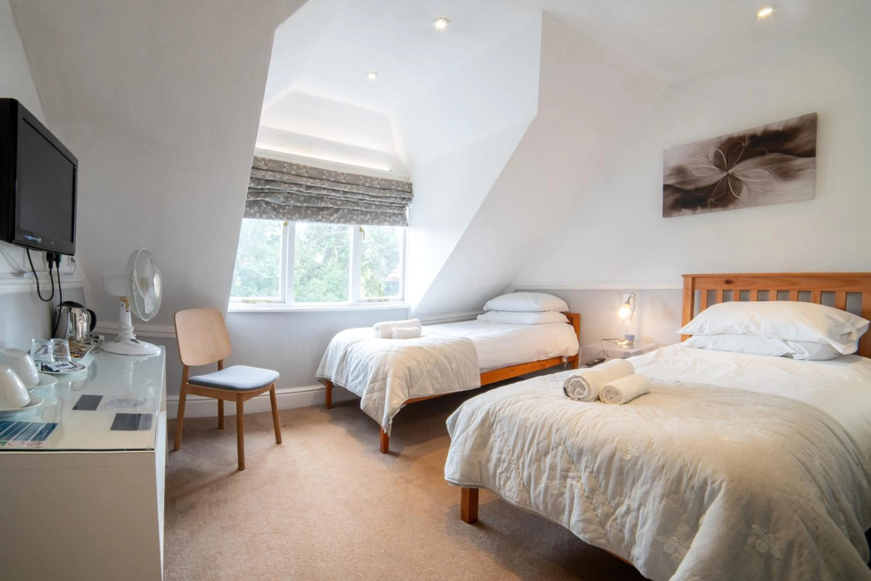 Bed in 100 Banbury Road Oxford - formerly Parklands