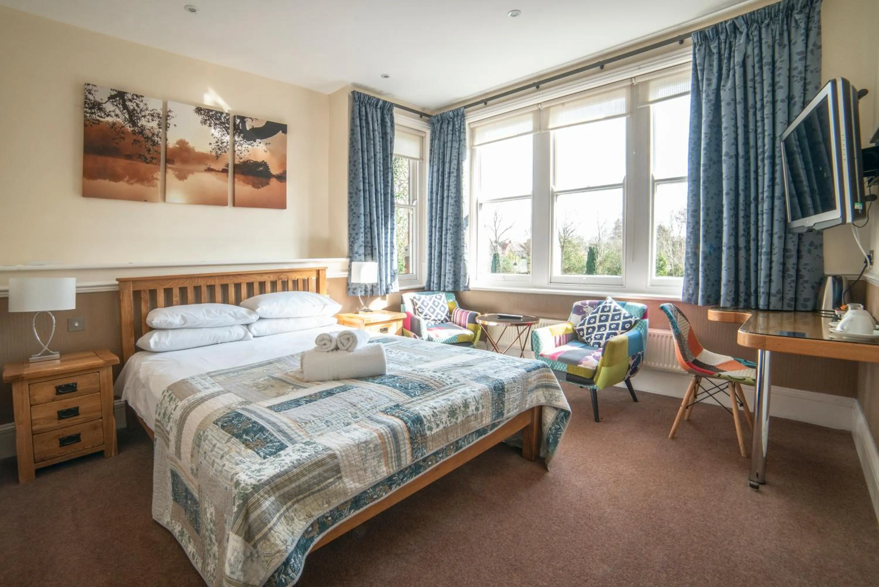 Bed in 100 Banbury Road Oxford - formerly Parklands