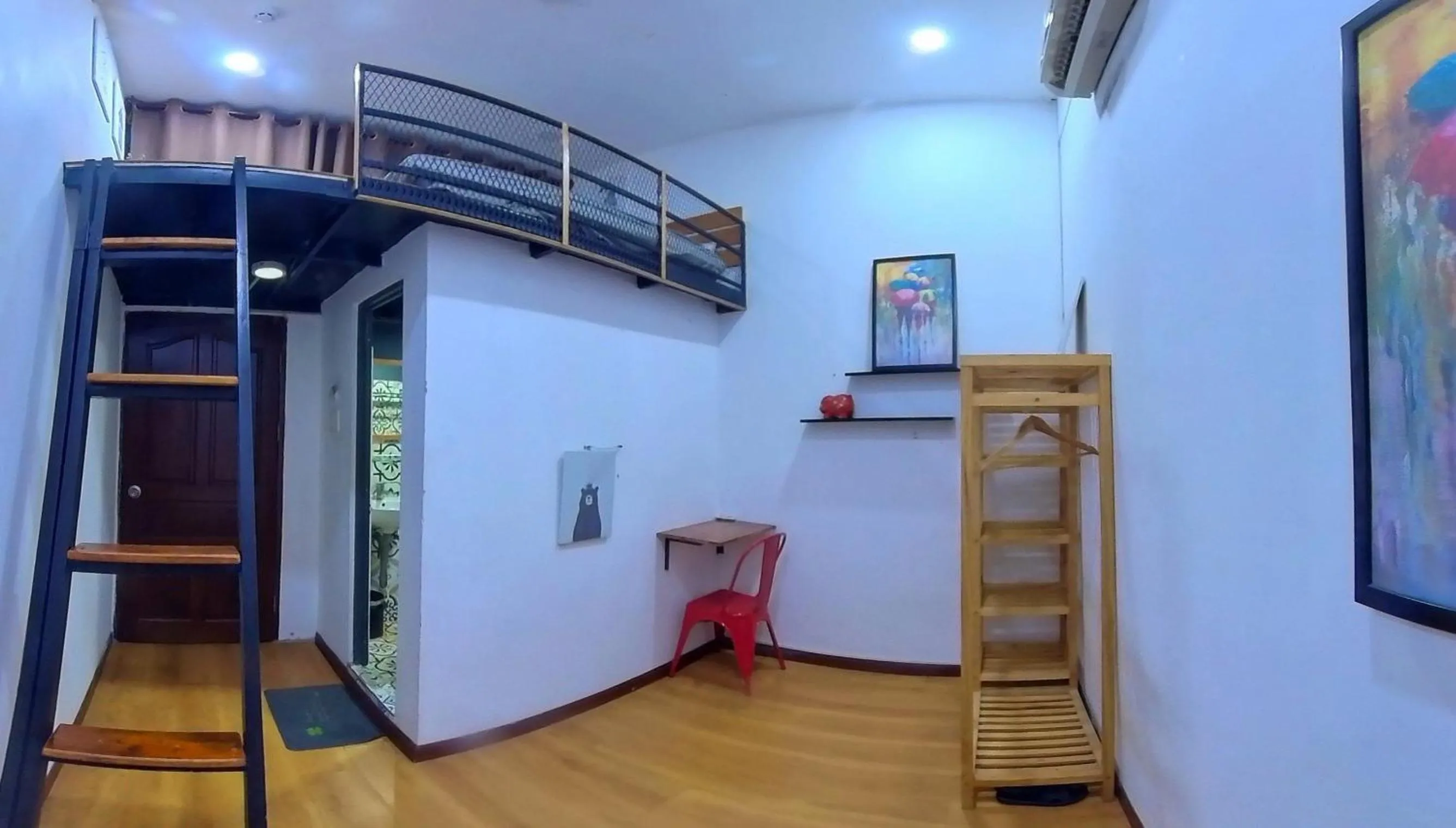 Bed in Language Exchange Hotel 3