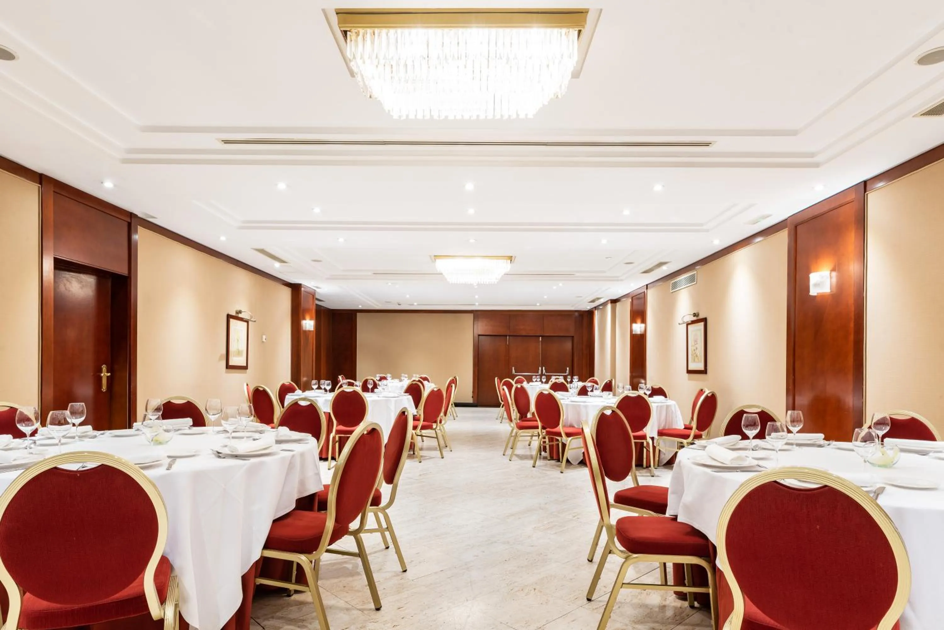 Business facilities in Eurostars Gran Hotel Santiago