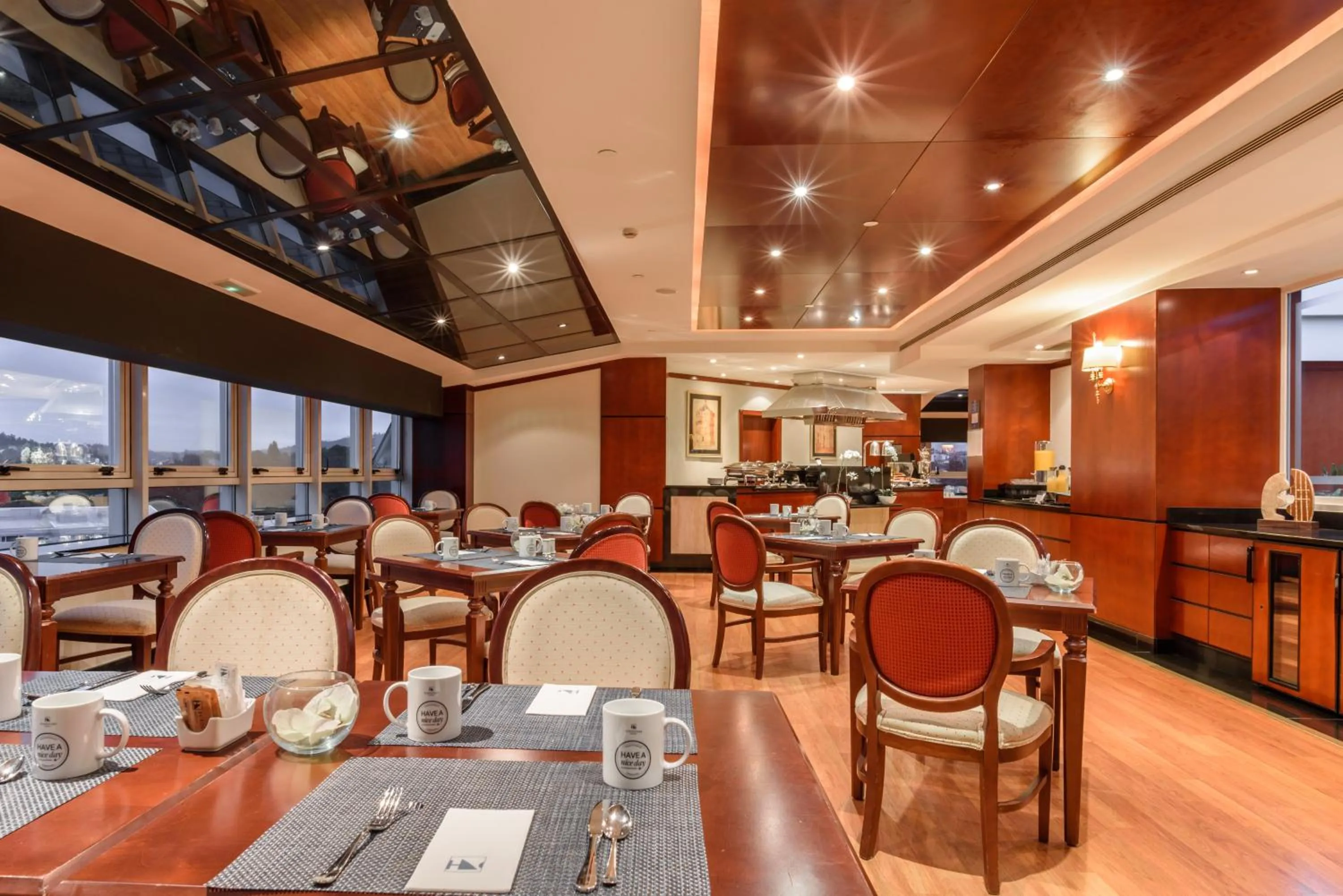 Lounge or bar in Eurostars Gran Hotel Santiago