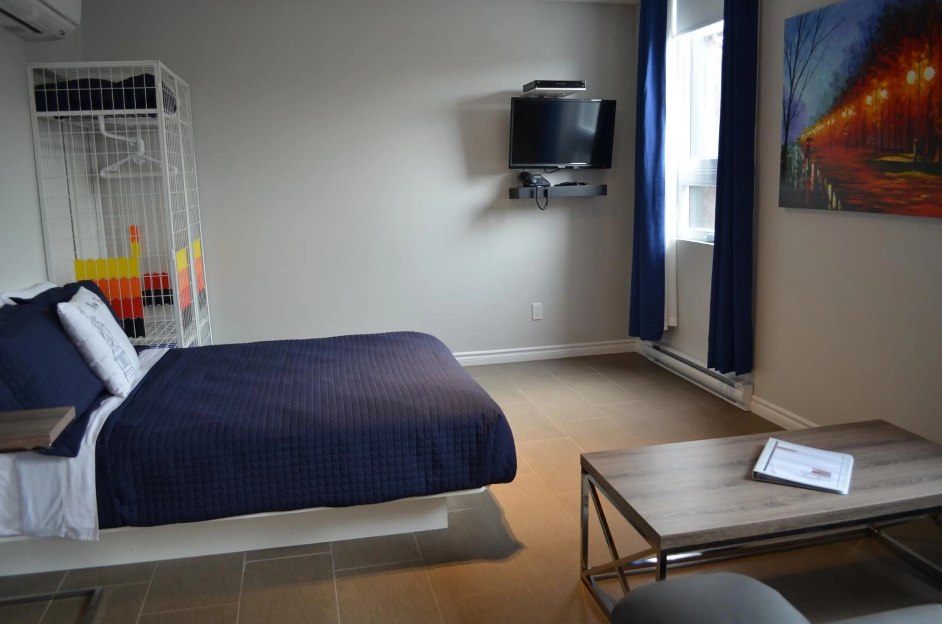 Bed in Le Chic-Urbain