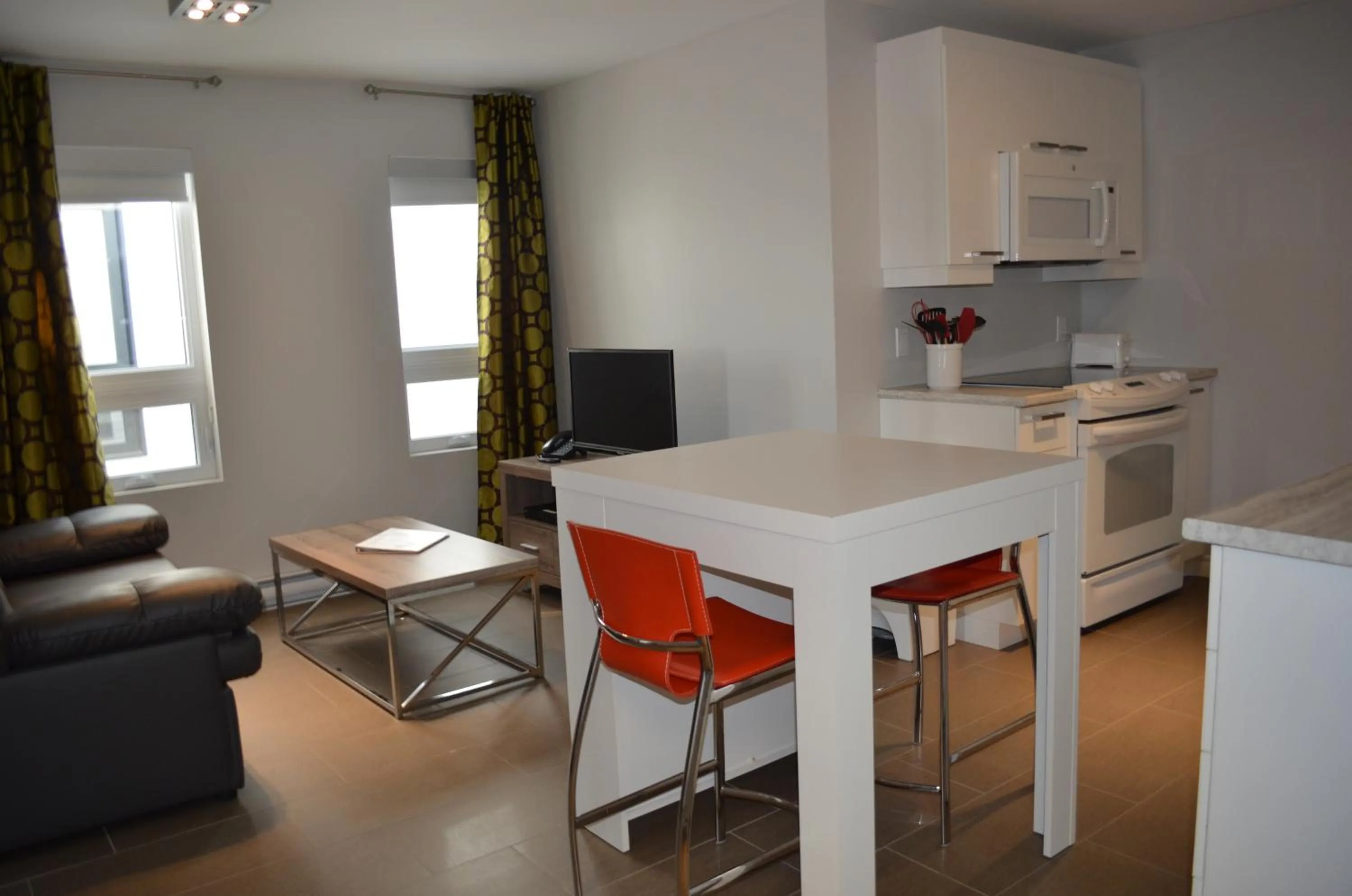 Kitchen or kitchenette in Le Chic-Urbain