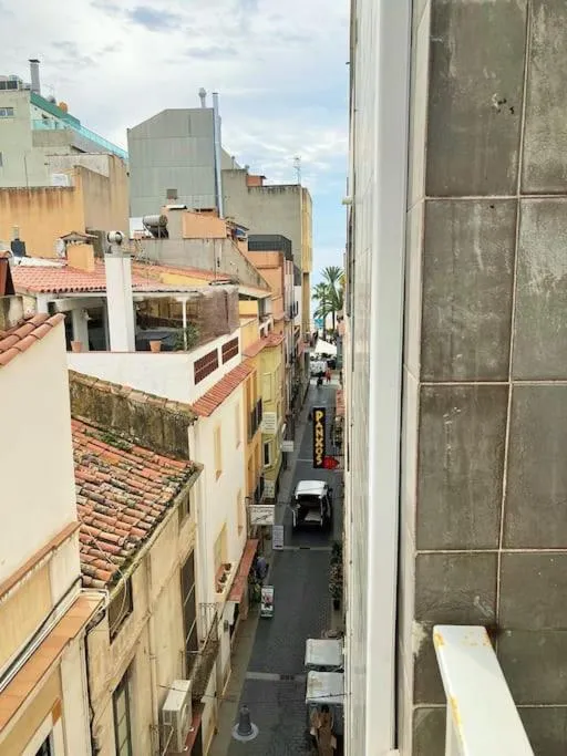 Neighbourhood in Apartamento Lina, a 20 metros de la playa