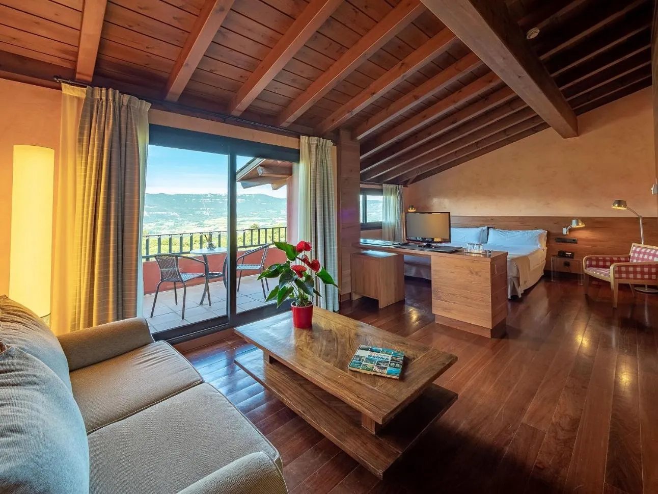 Bedroom in Montanyà